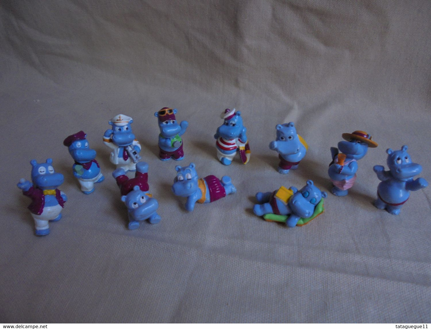 Vintage - Petit Lot De 11 Hippopotames Kinder - Monoblocs