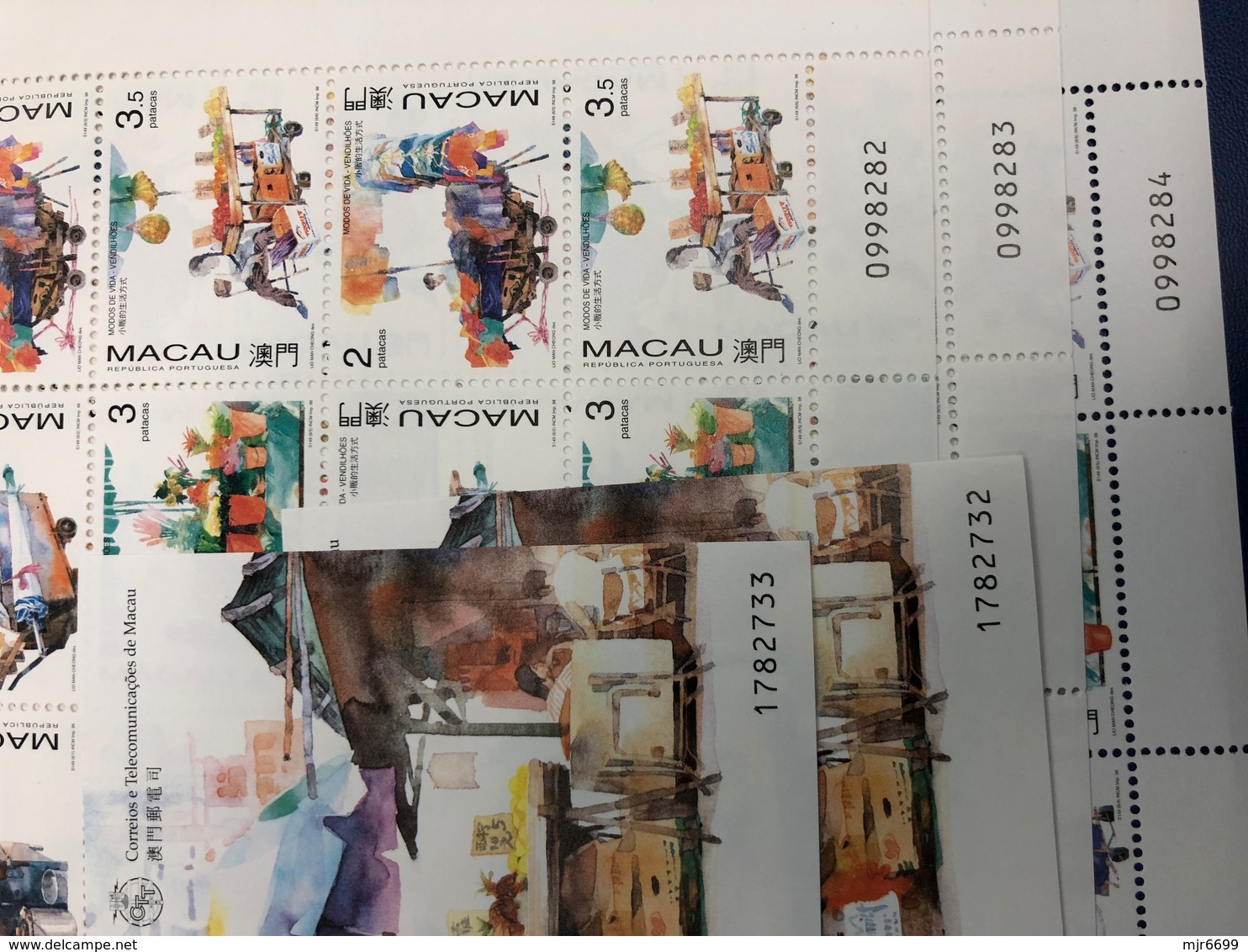 MACAU - STREET SELLERS - LOT OF 2 S\S + 3 SHEETLETS - - Nuovi