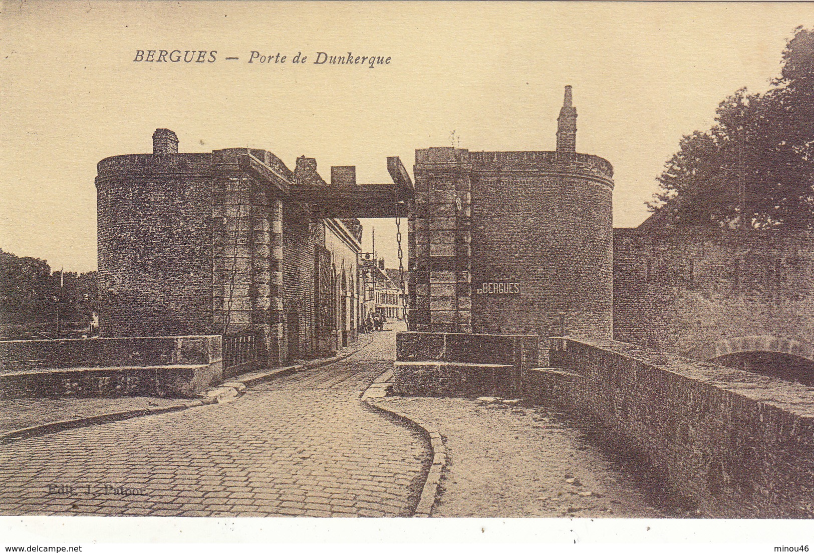 BERGUES : LA PORTE DE DUNKERQUE.N.CIRCULEE.T.T.B.ETAT.PETIT PRIX.COMPAREZ!!! - Bergues