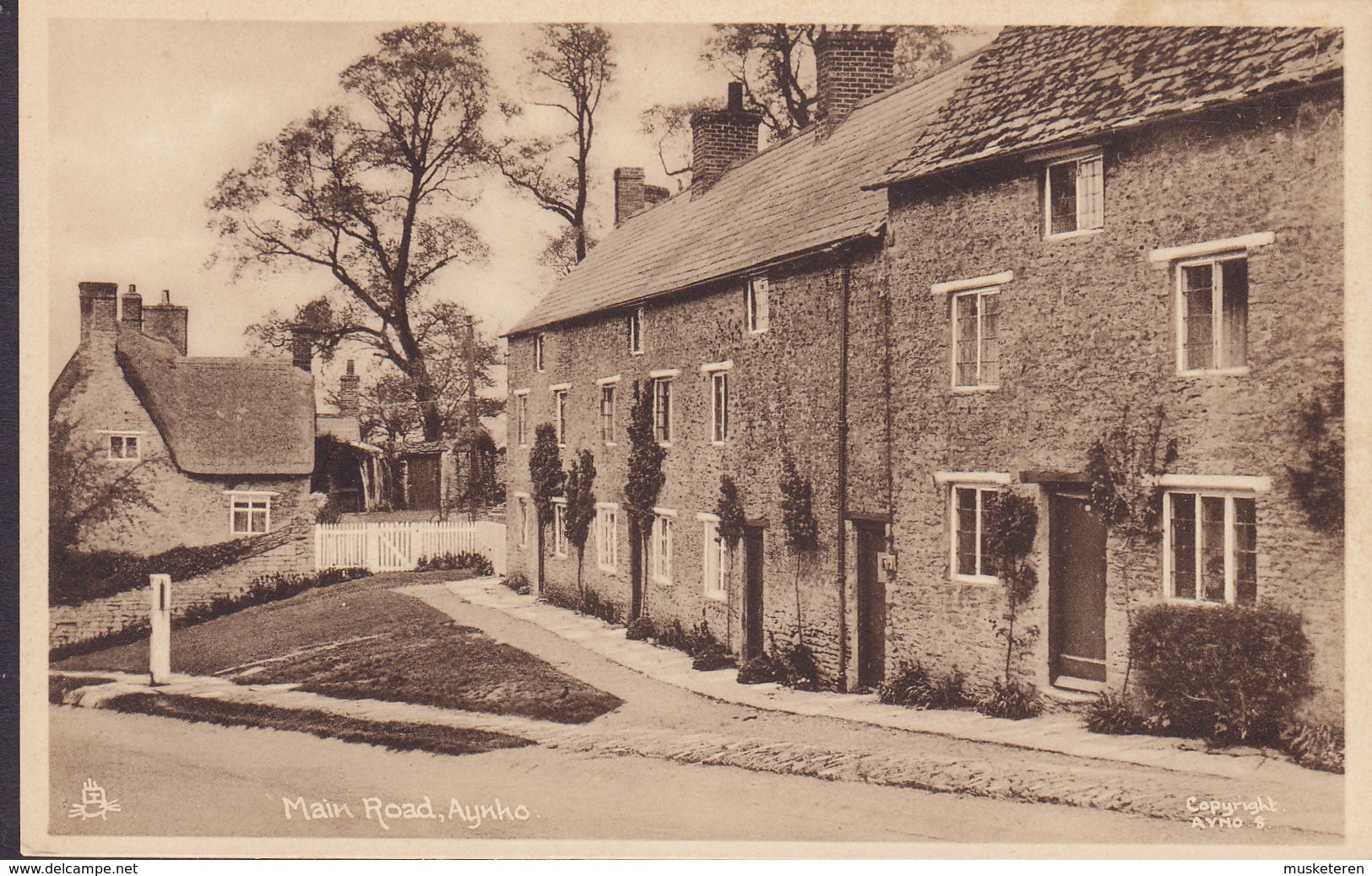 United Kingdom PPC Main Road, Aynho Northamptonshire Raphael Tuck (2 Scans) - Northamptonshire