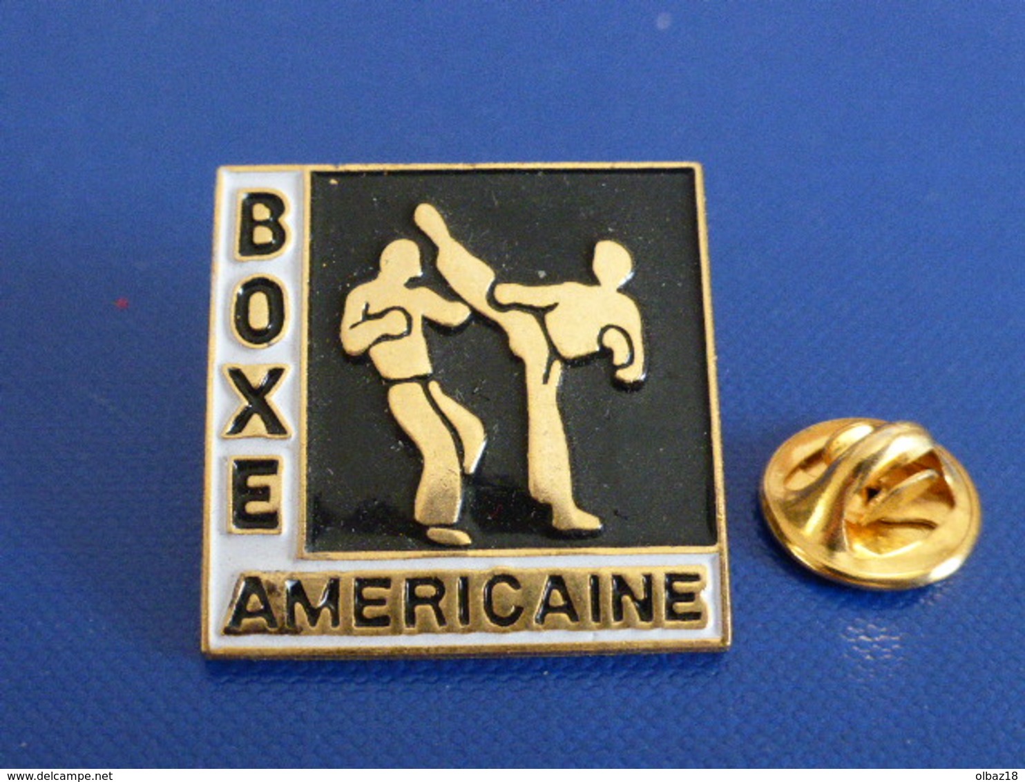 Pin's Boxe Américaine (PT36) - Boxe