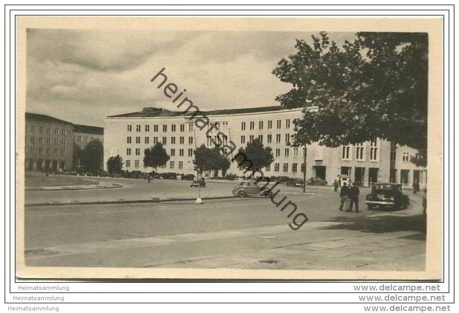 Berlin-Tempelhof - Zentralflughafen - Platz Der Luftbrücke - Foto-AK 1951 - Tempelhof