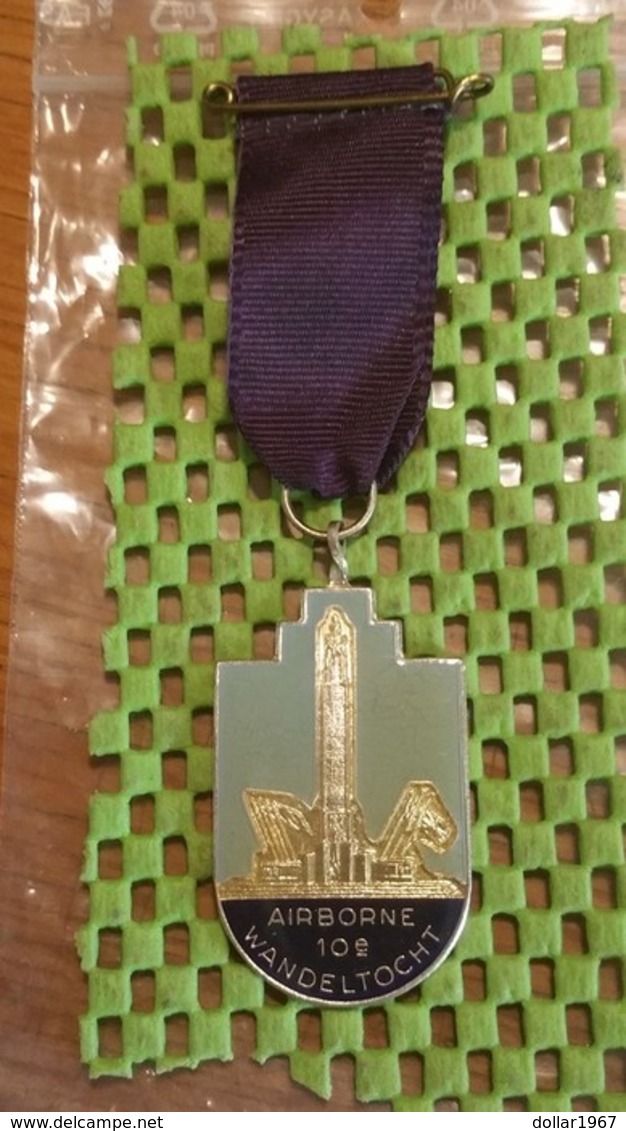 Medaille / Medal - 10 E Medaille Politie Sport Ver. Renkum Airborne Wandeltocht  (12 ) - Autres & Non Classés