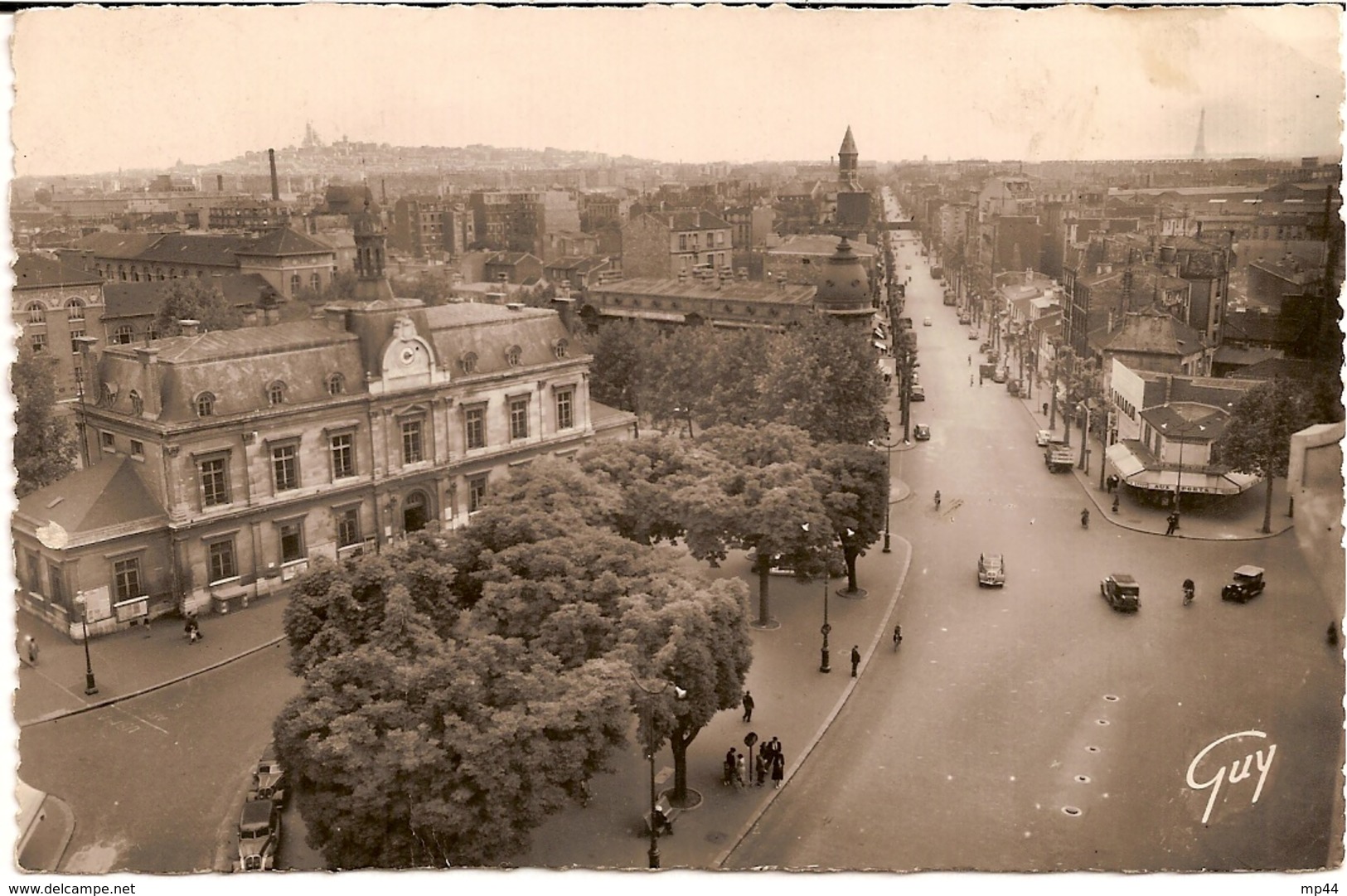 7--- 93   SAINT-OUEN   Vue Panoramique De La Place De La République - Mairie - Avenue Gabriel Péri - Saint Ouen