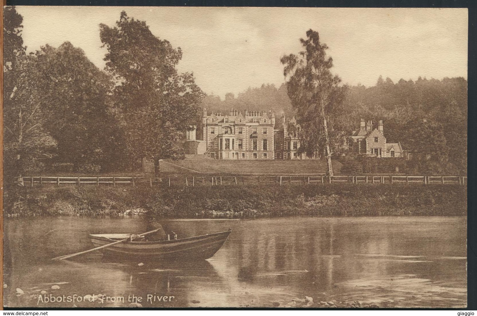 °°° 11728 - SCOTLAND - ABBOTSFORD FROM THE RIVER °°° - Roxburghshire