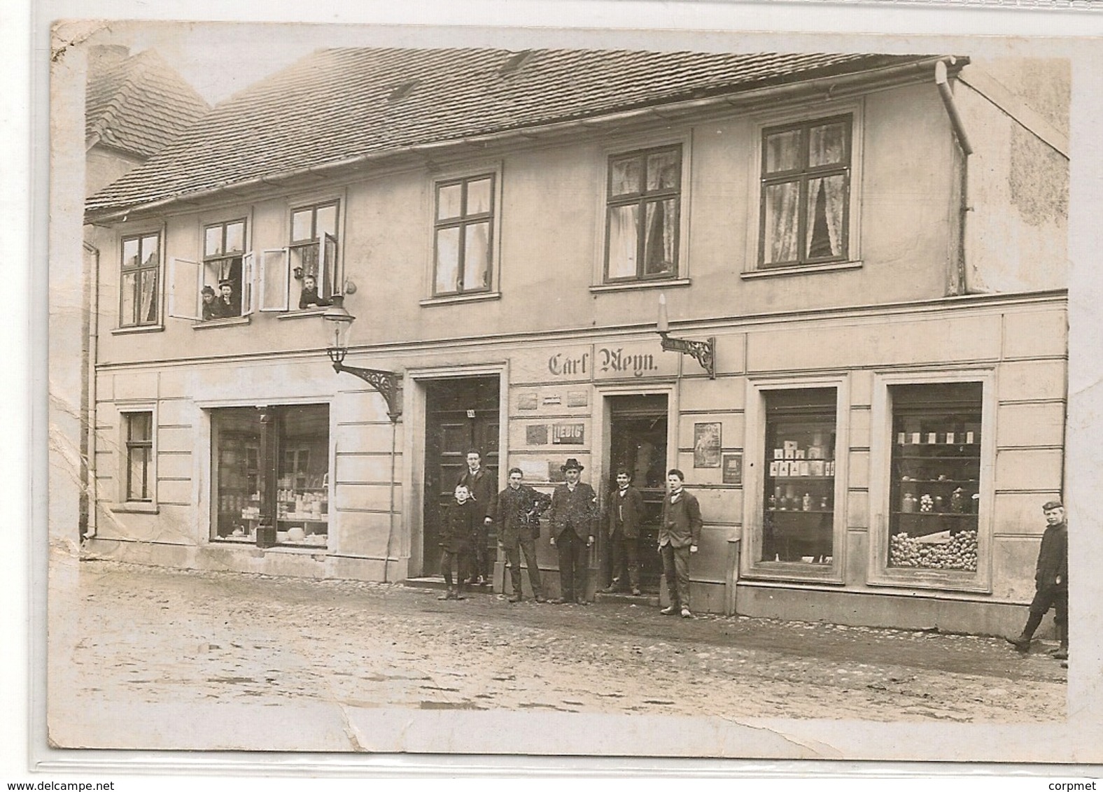 Neustrelitz - Mitarbeiter An Der Tür Der Apotheke -  1908 POSTCARD To JENISON - USA - Neustrelitz