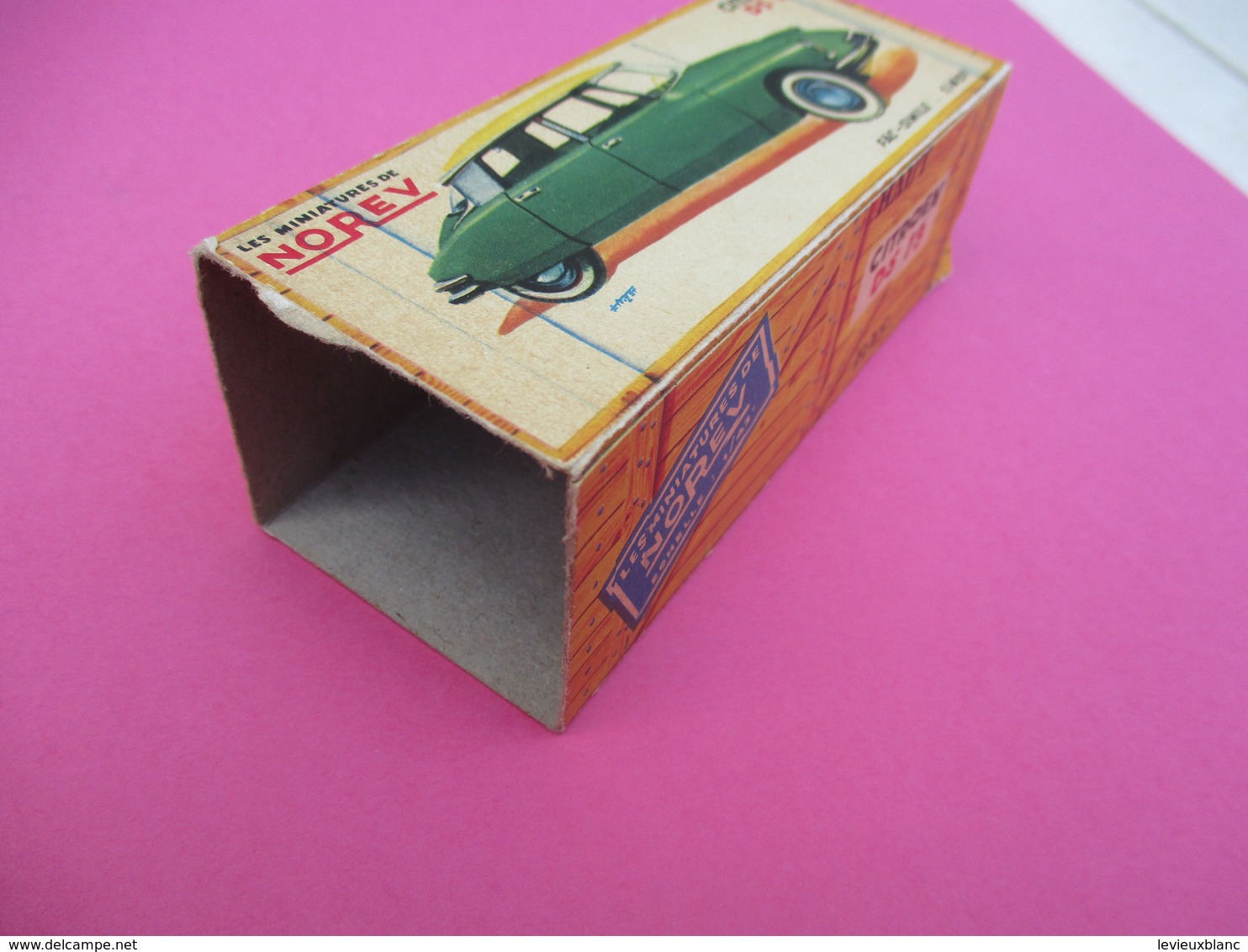 NOREV/ Boite Carton Ancienne Vide ( Manque Abattants De Côtés)/DS19 Citroën/1-43éme/Miniature/1955-60   VOIT41 - Other & Unclassified