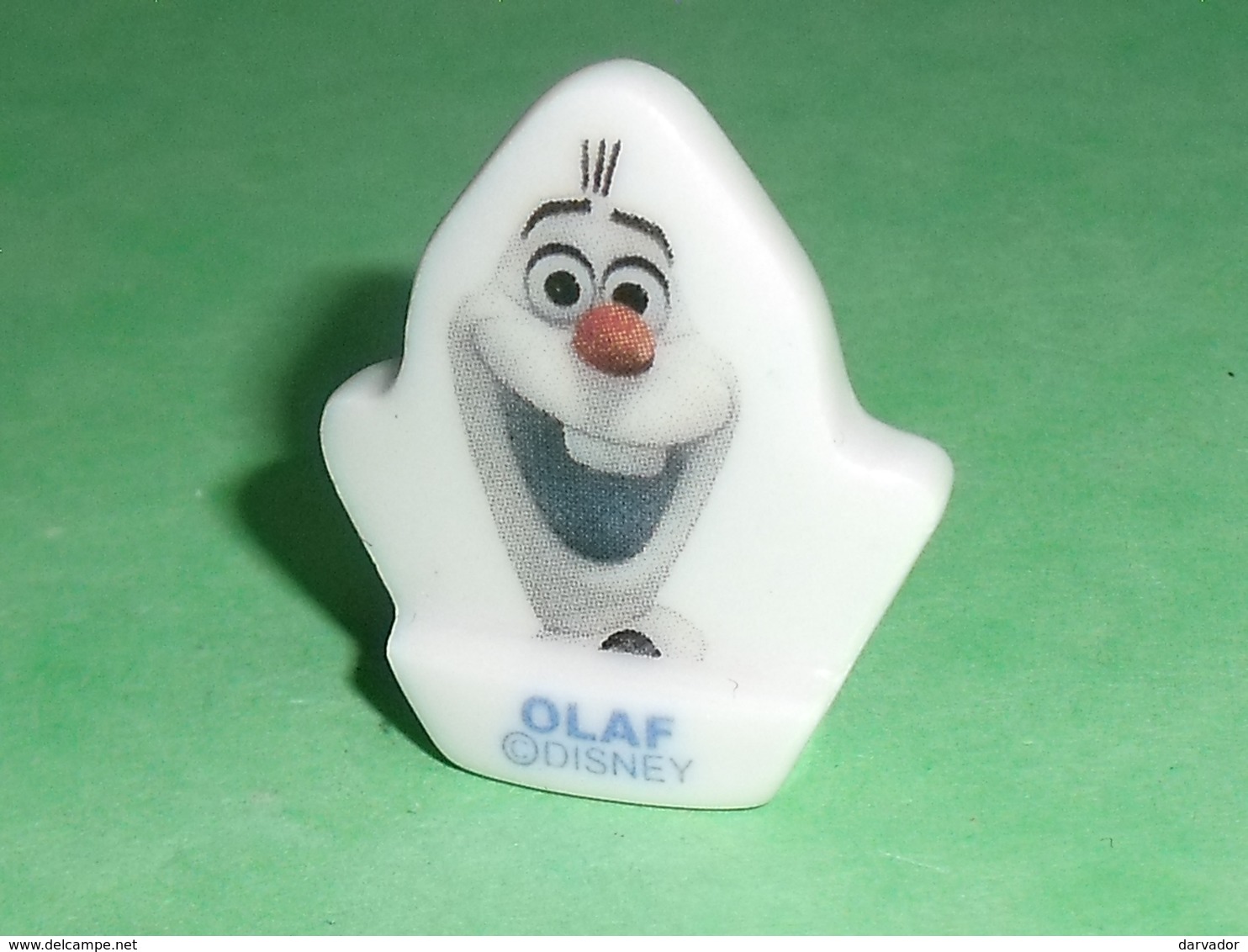 Fèves / Disney : Olaf , La Reine Des Neiges    T134 - Disney