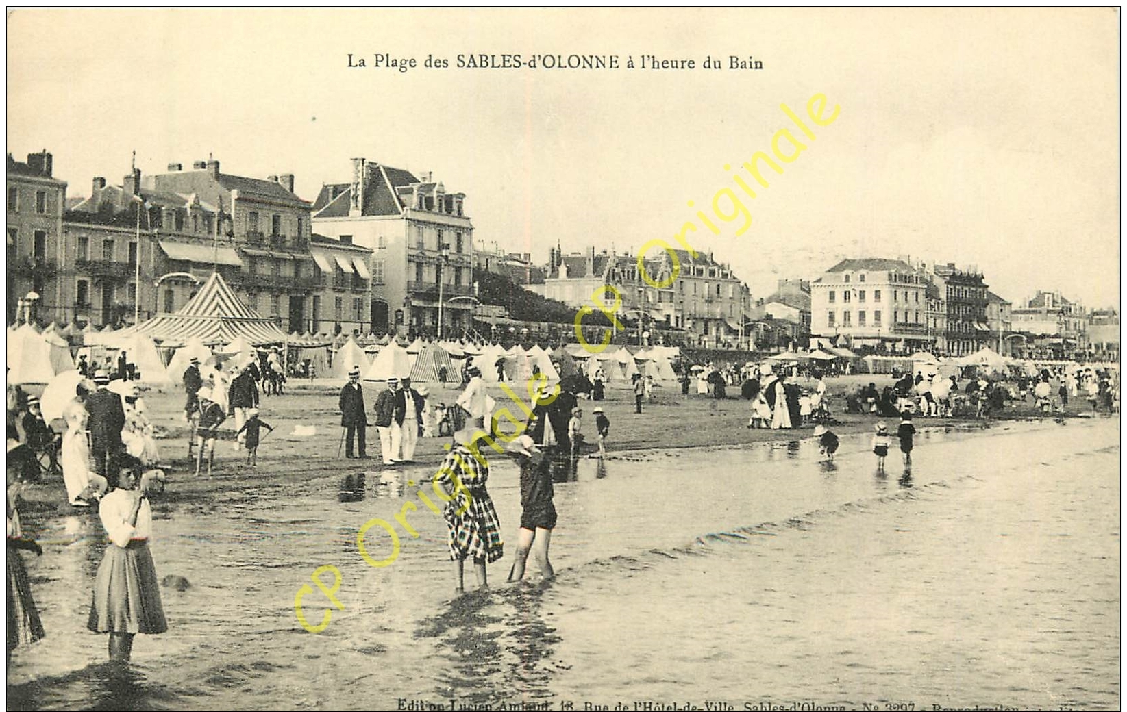 85. LES SABLES D'OLONNE . La Plage à L'heure Du Bain . - Sables D'Olonne