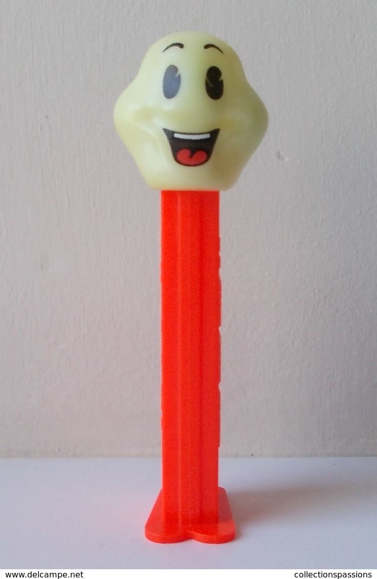 - PEZ. Halloween. Phosphorescent - 11 Cm - - Pez