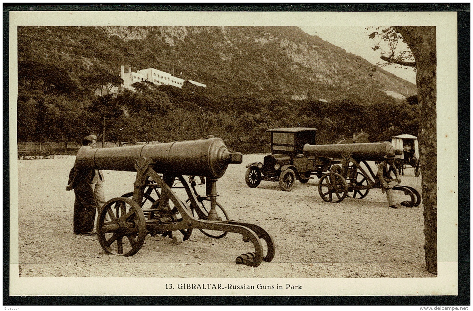 RB 1218 - Early Postcard - Russian Guns In Park Canons - Gibraltar - Gibraltar