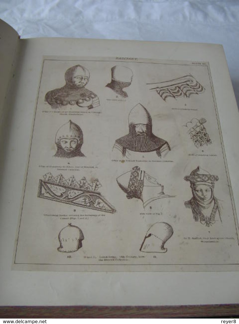 ancien livre 1876 ,arme blanche , uniformes,troupes ect XV XIX, sabre , epee, pistolet,casque,medailles ect