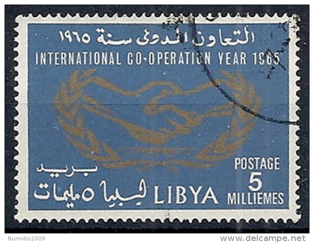 1965 LIBIA REGNO USATO ANNO DELLA COOPERAZIONE INTERNAZIONALE 5 M - RR12473 - Libye