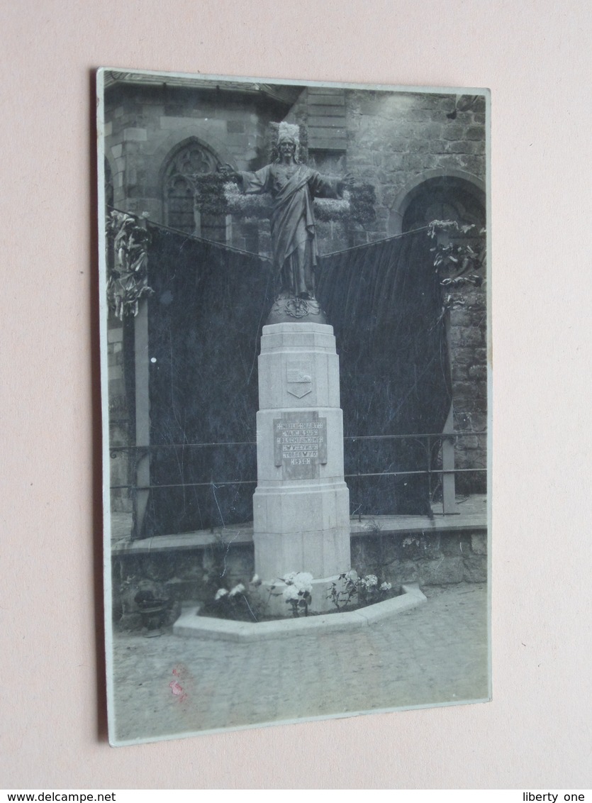 Stanbeeld : HEILIG HART Van JESUS BESCHERM ONS WIJ ZIJN U TOEGEWIJD * 1930 * ( Zie Foto's ) Photo > No Card ! - Monuments