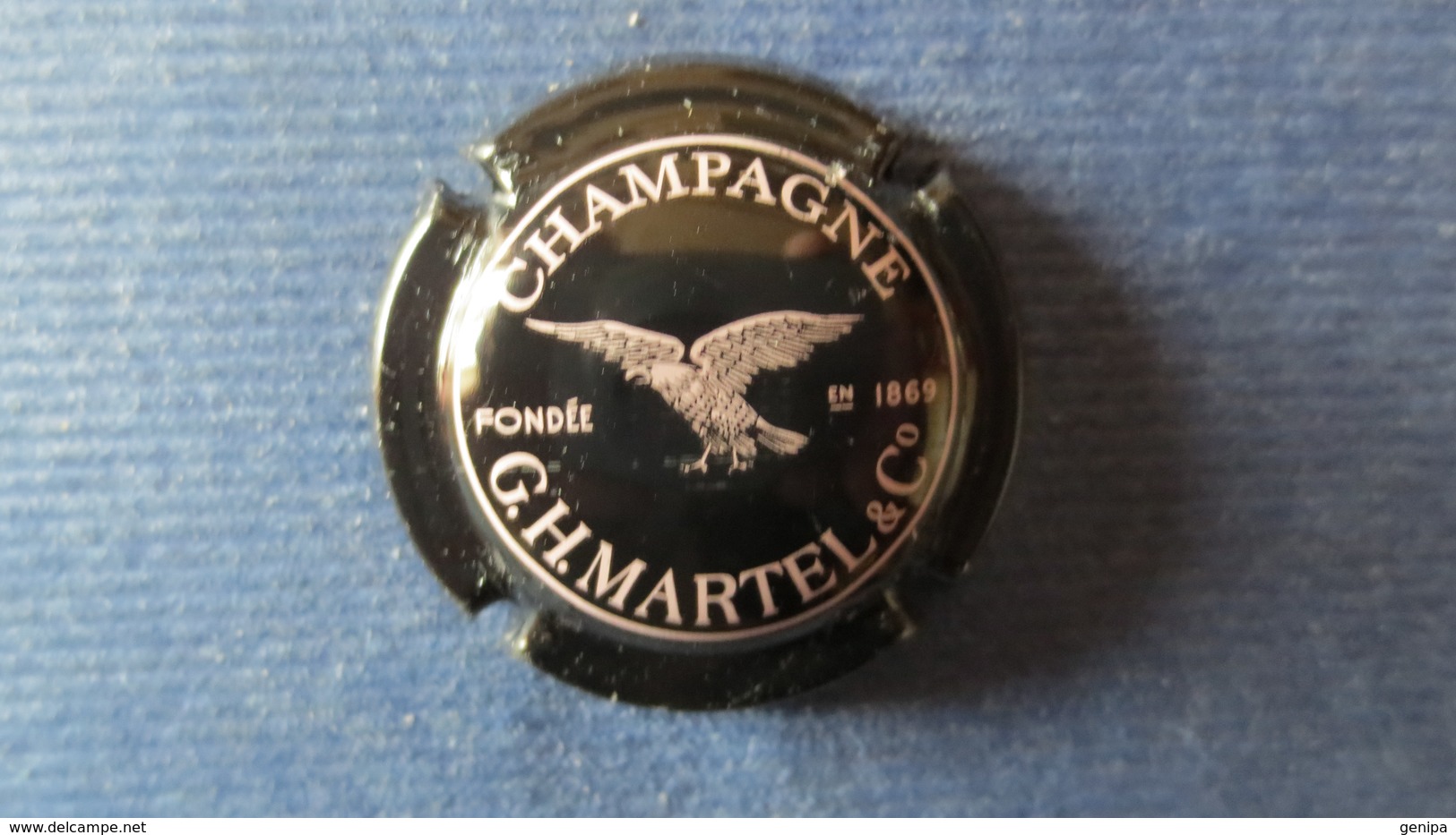 CAPSULE CHAMPAGNE G.H. MARTEL & Cie. Noir Ecriture Rose - Martel GH