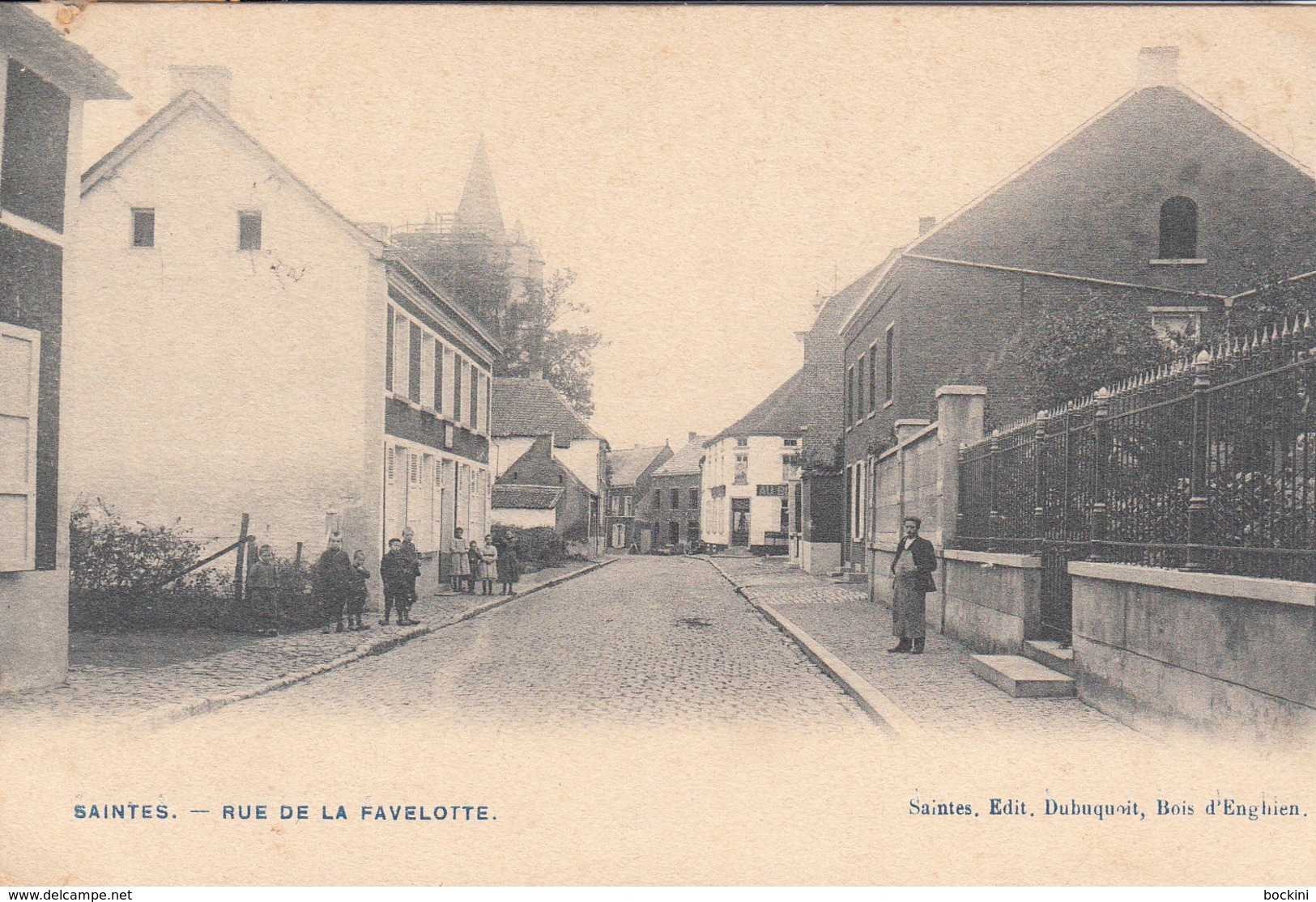 Saintes - Rue De La Favelote - Très Belle Carte Animée - état Voir Scan. - Tubeke