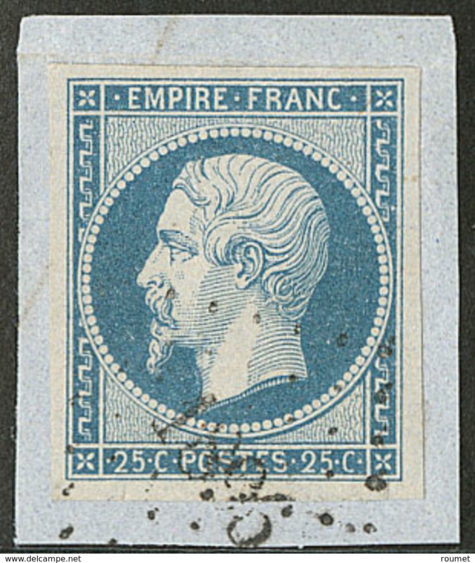 No 15, Sur Son Support, Coup De Ciseaux Dans Une Marge Effleurant Le Filet Sinon TB - 1853-1860 Napoléon III