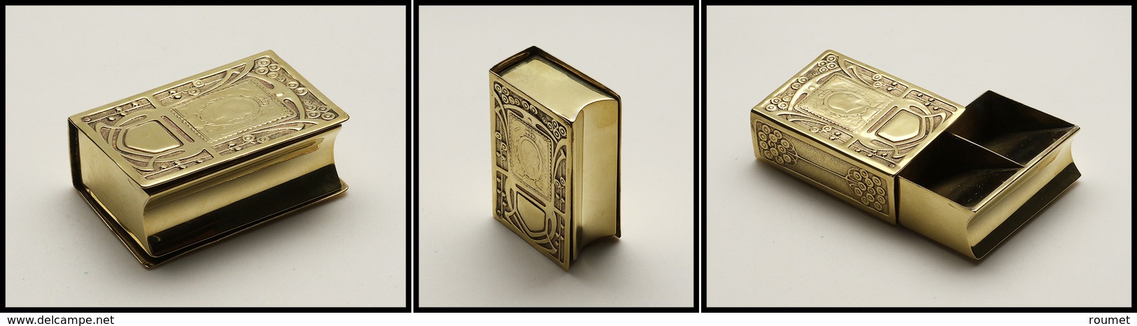Boîte Anglaise En Laiton Avec "timbre" En Décor, Ouverture Pivotante à 2 Comp., 60x40x20mm. - TB - Stamp Boxes