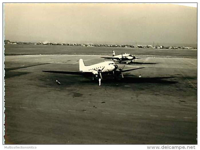 050918 - PHOTO 1959 - 69 BRON Aéroport Avion - Bron