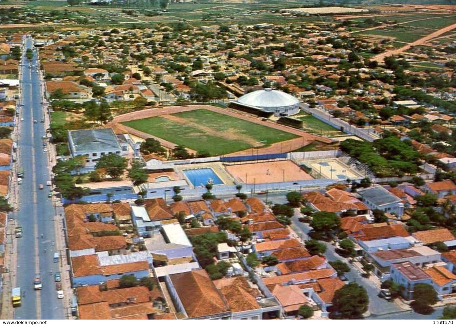 Tupa - Brasil - Vista De Tupa Tens Club Estadio Municipal E Ginesio De Esportes - Formato Grande Viaggiata - E 7 - Mondo