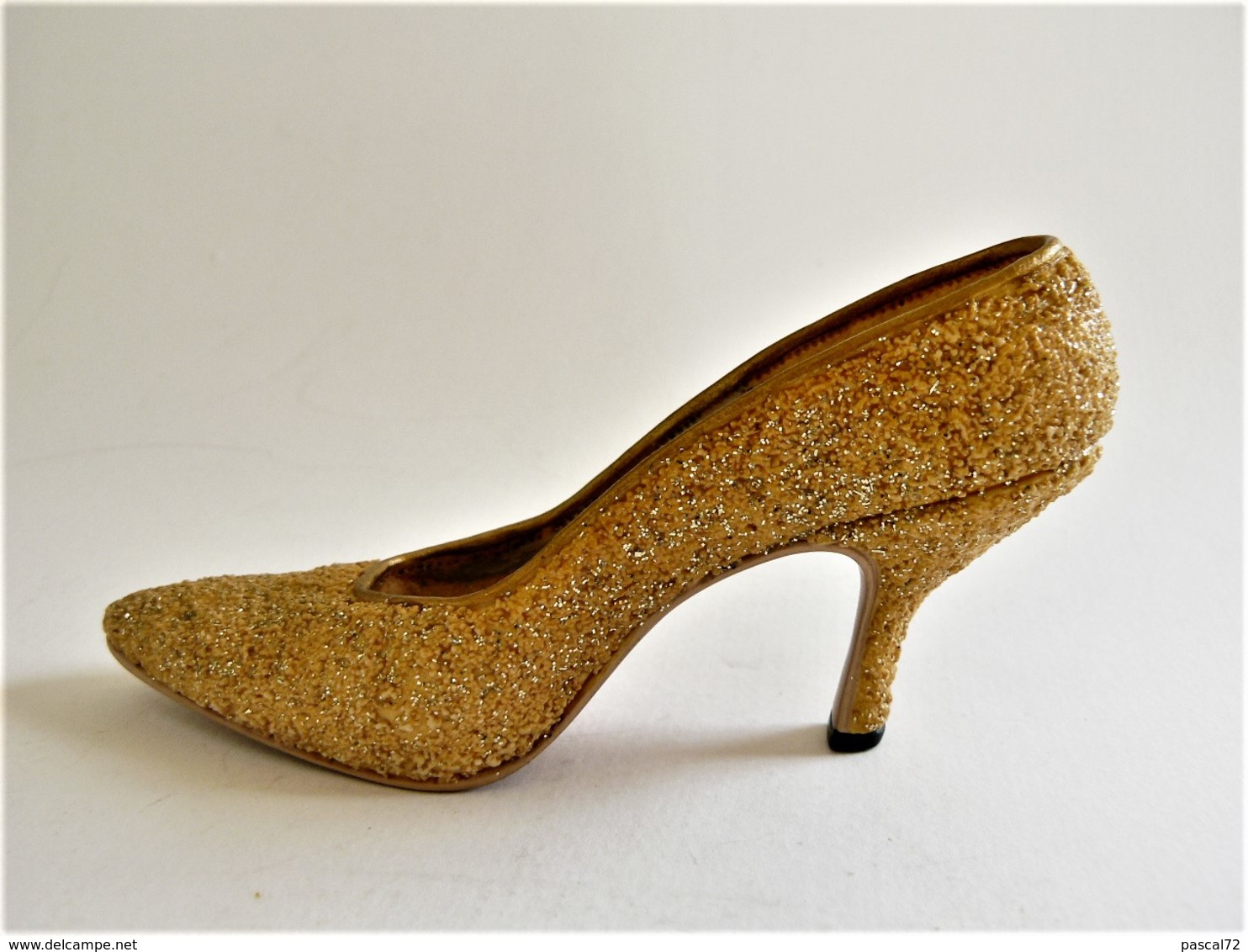 CHAUSSURE MINIATURE COLLECTION GOLDEN STILETTO JUST THE RIGHT SHOE - Sonstige & Ohne Zuordnung