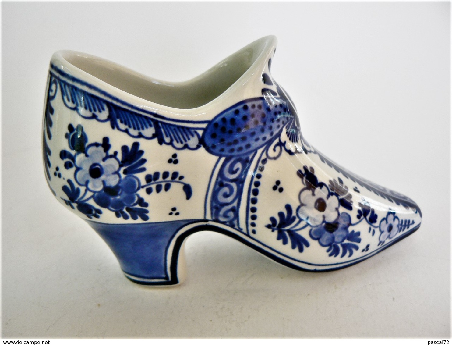 CHAUSSURE MINIATURE DE COLLECTION (22) PORCELAINE DELFT - Autres & Non Classés