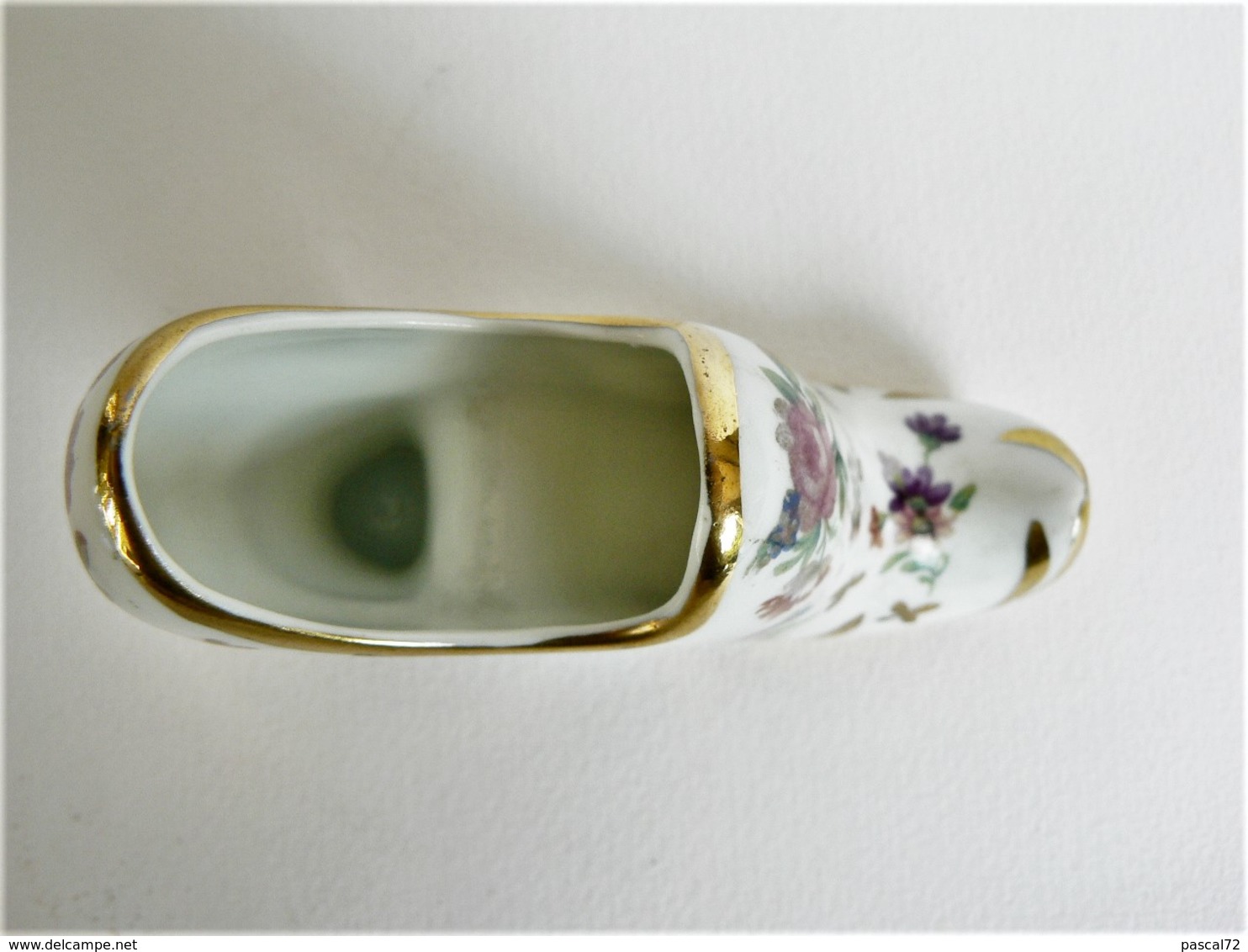 CHAUSSURE MINIATURE DE COLLECTION (23) PORCELAINE DE LIMOGES