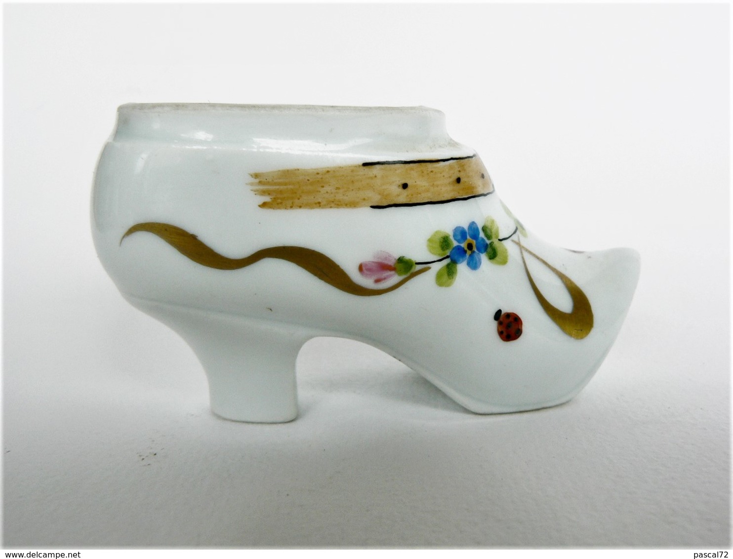 CHAUSSURE MINIATURE DE COLLECTION (25) PORCELAINE DE LIMOGES - Other & Unclassified