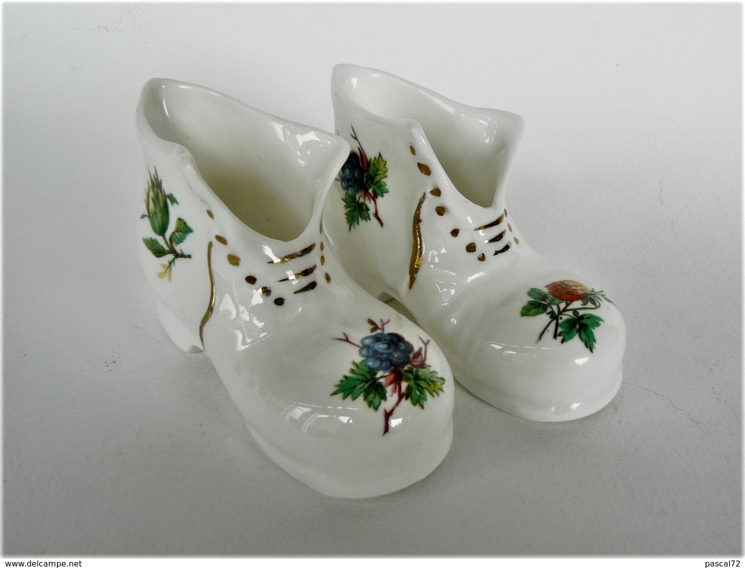 CHAUSSURES MINIATURES DE COLLECTION (31) PORCELAINE PETER GOSLING - Autres & Non Classés