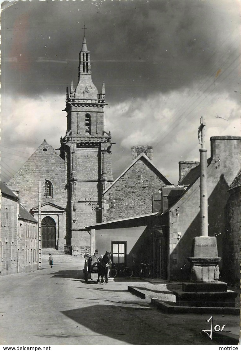 PLOUARET - église Notre Dame, La Tour Renaissance De 1554. - Plouaret