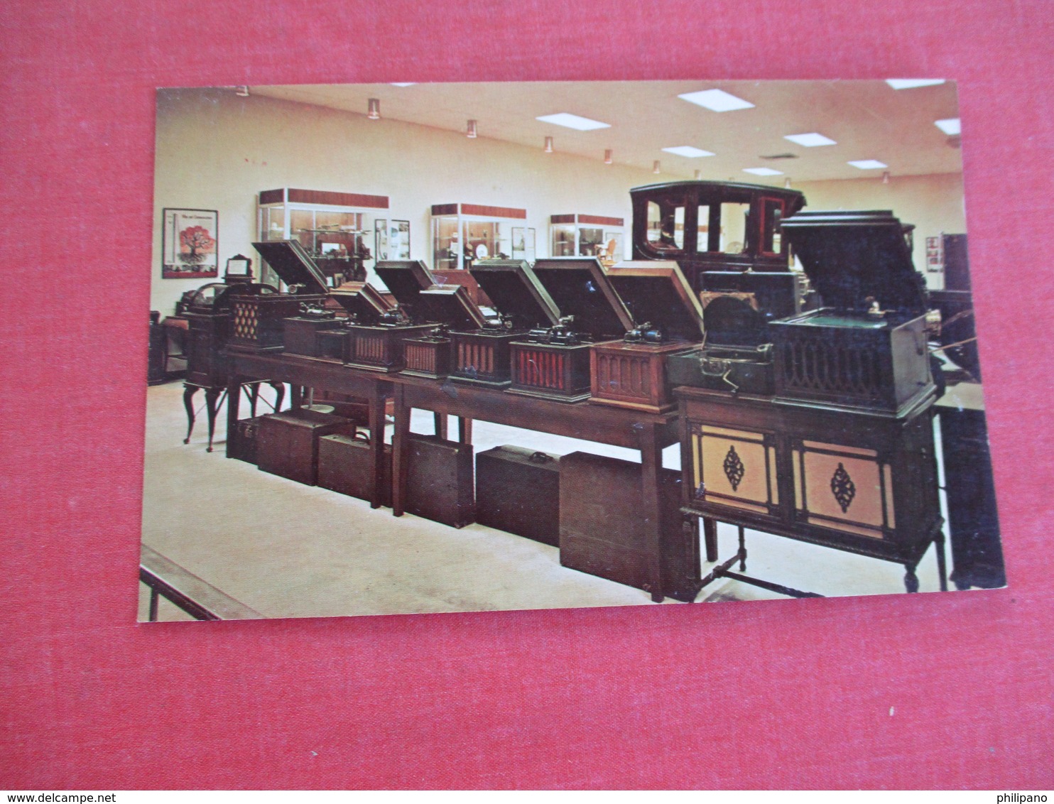 Part Of 100 Phonographs On Display-- Edison Museum     - Florida > Fort Myers-- Ref 3060 - Fort Myers