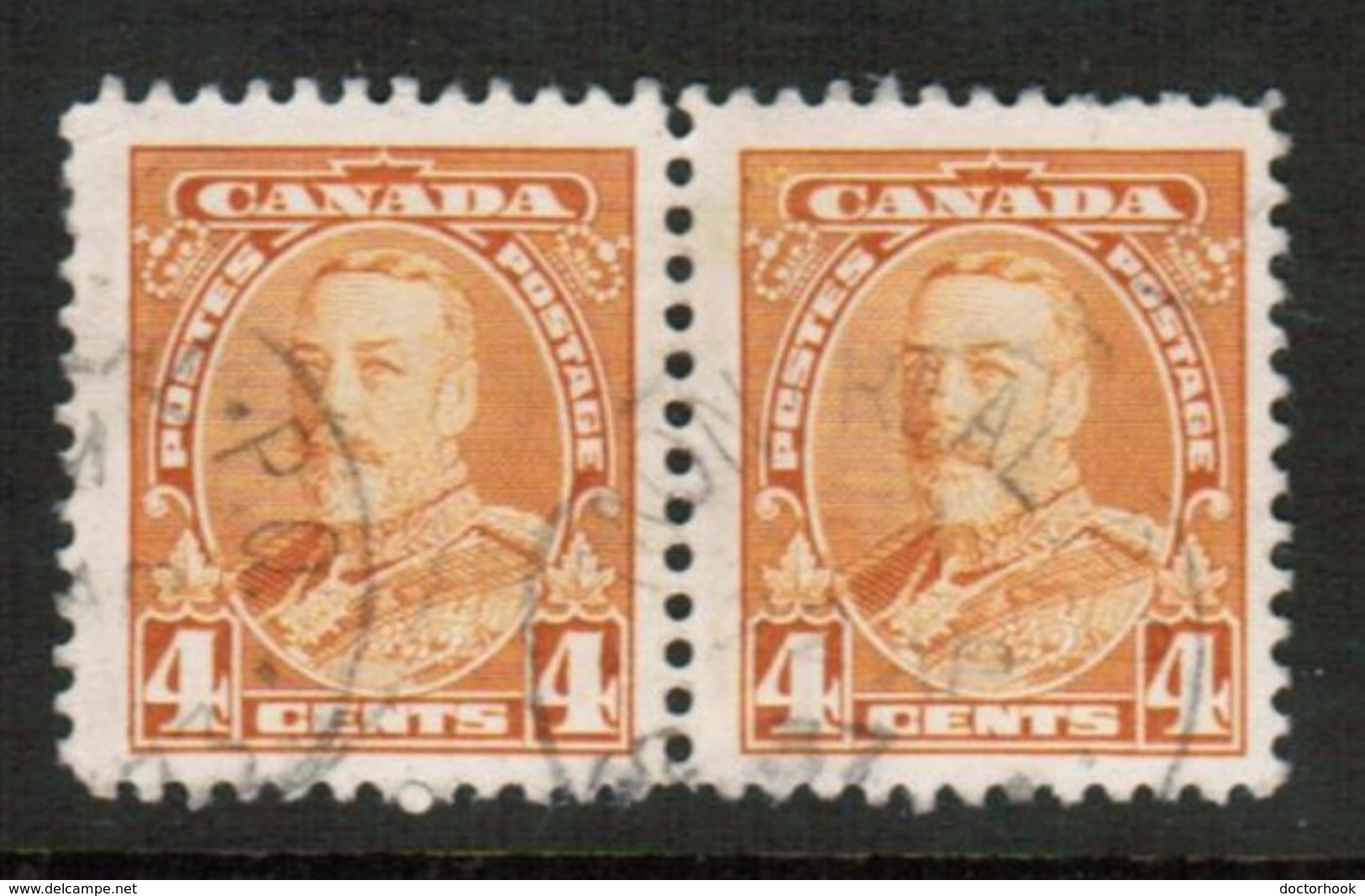 CANADA  Scott # 220 VF USED PAIR (Stamp Scan # 416) - Oblitérés