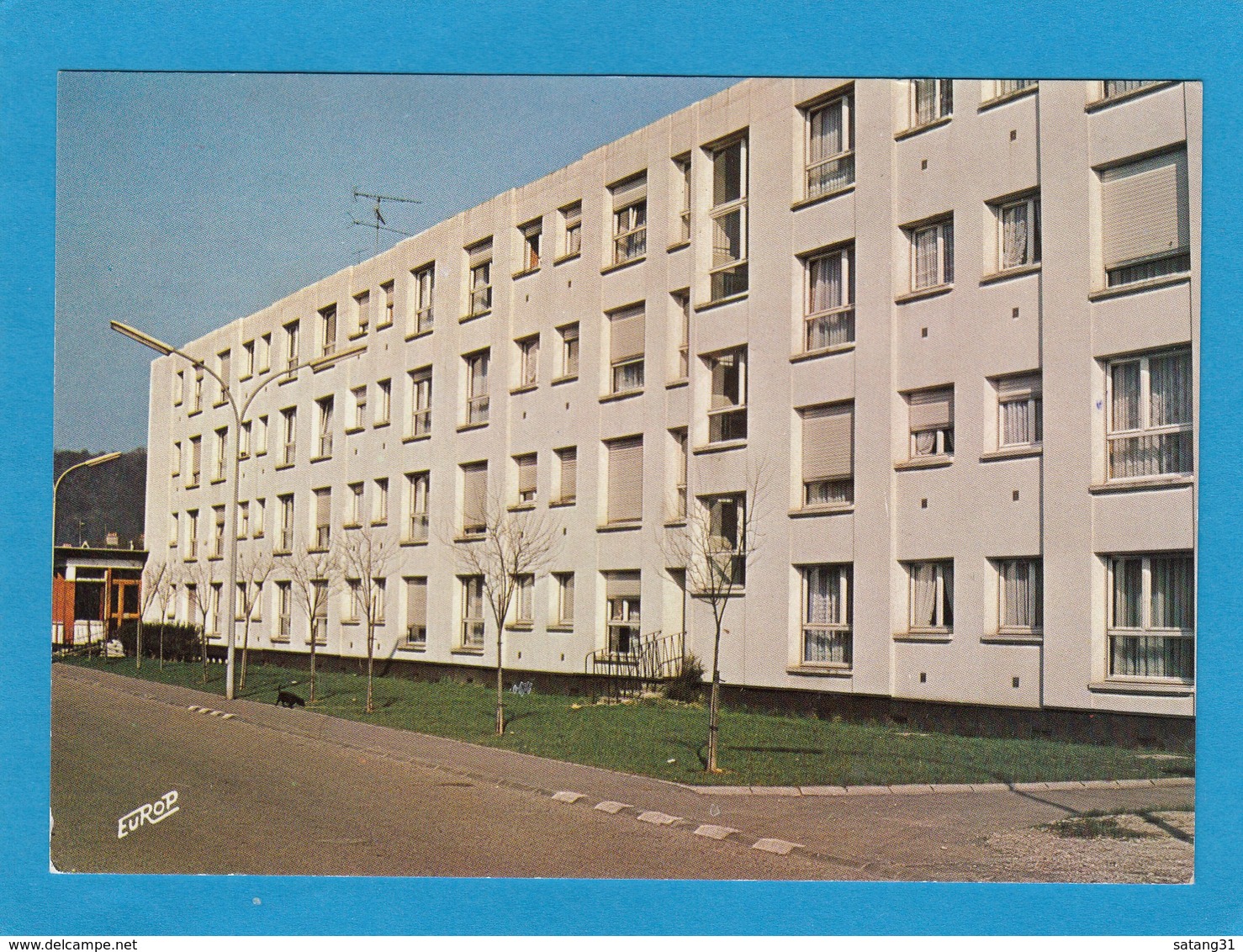 CARTE POSTALE AVEC VIGNETTE D'AFFRANCHISSEMENT DE JOEUF. - 1969 Montgeron – Papier Blanc – Frama/Satas