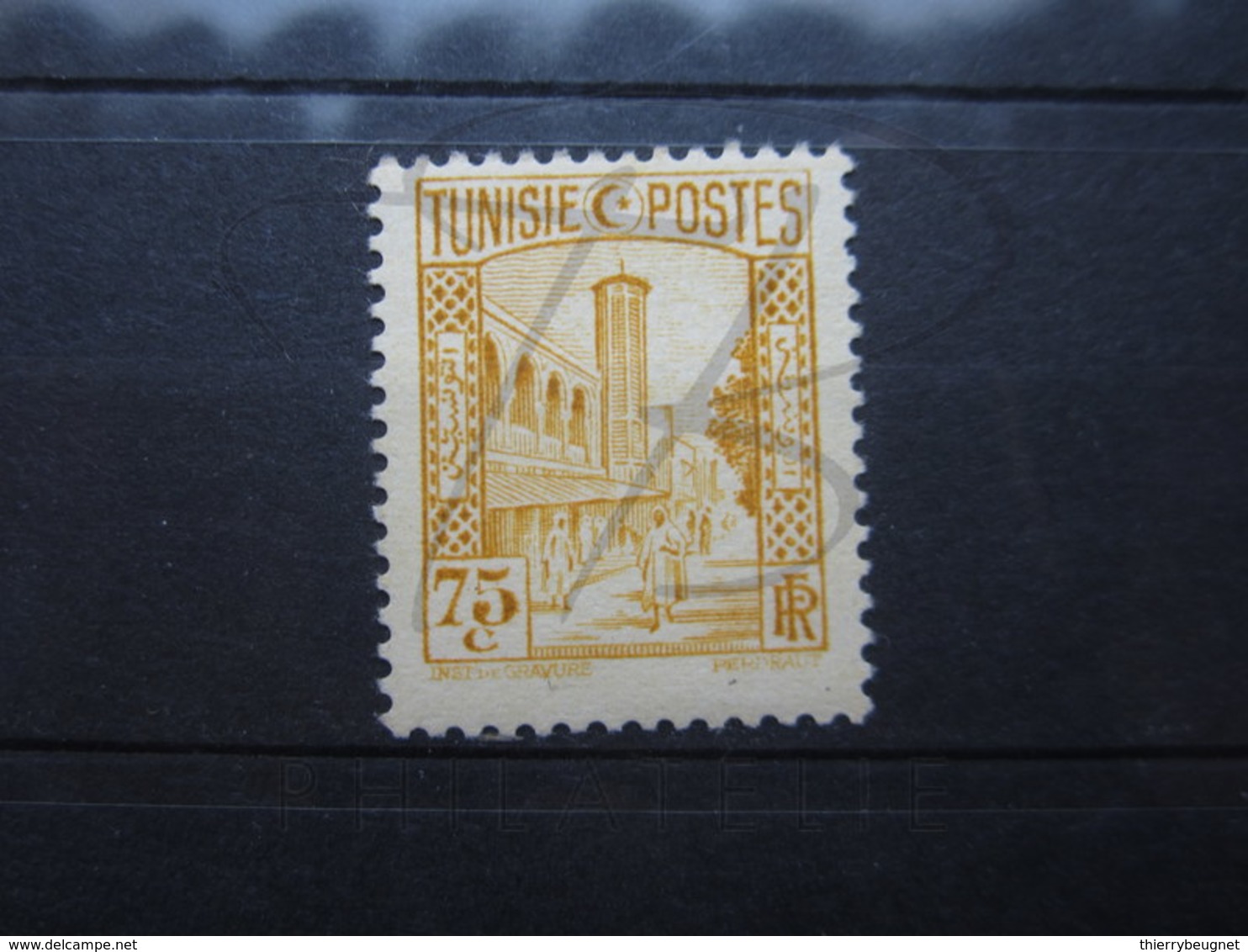 VEND BEAU TIMBRE DE TUNISIE N° 172 , X !!! - Neufs