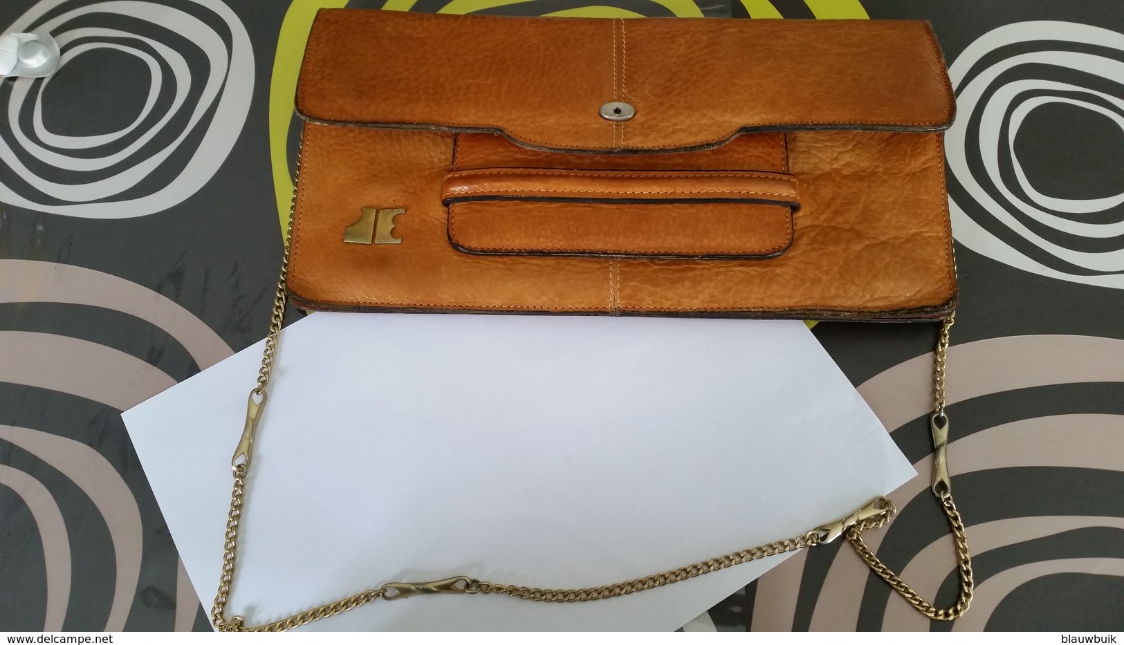 Vintage Leder Clutch Met Het Merk "JE" Model Ariella Met Ketting - Autres & Non Classés