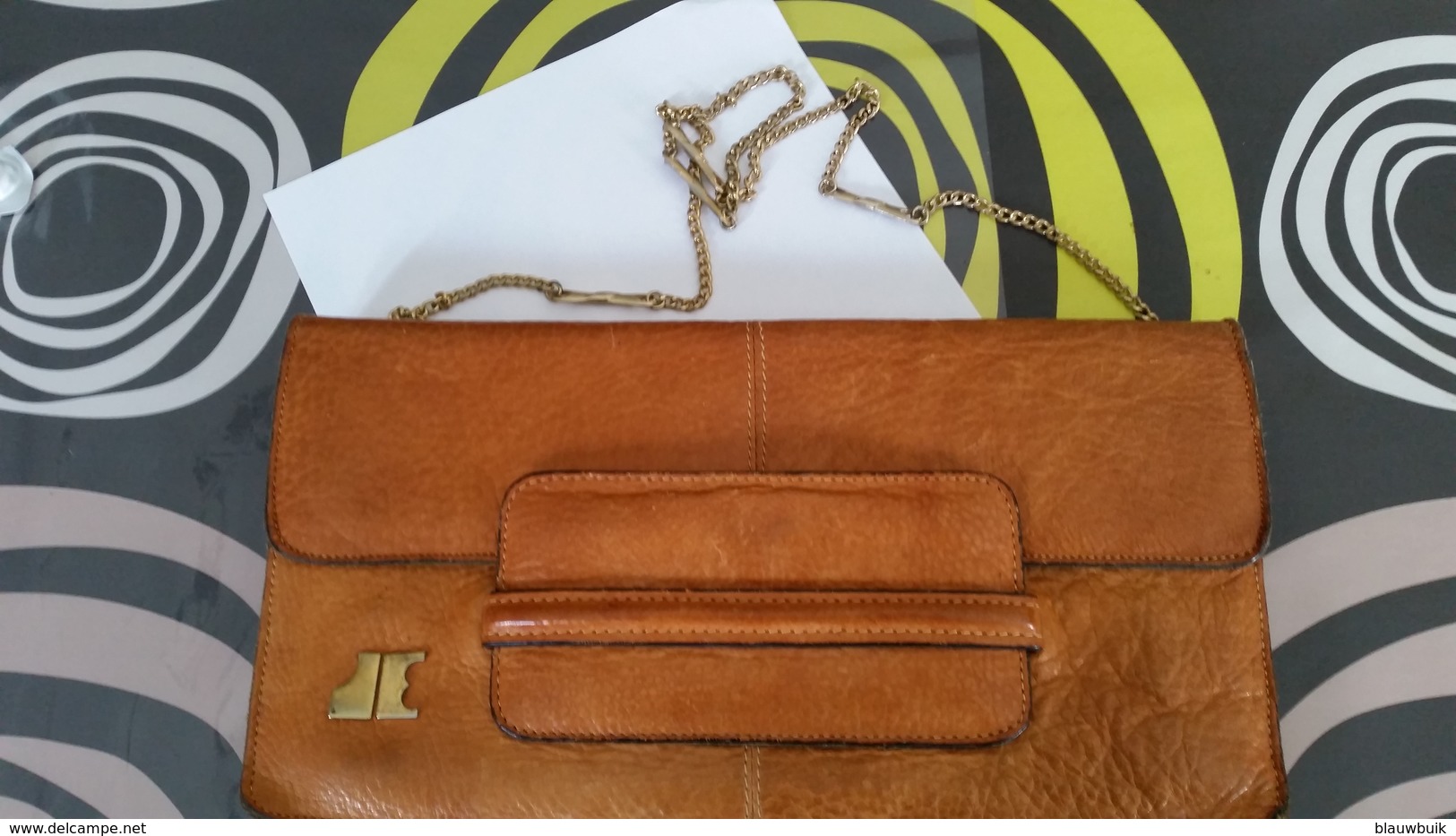 Vintage leder clutch met het merk "JE" model Ariella met ketting