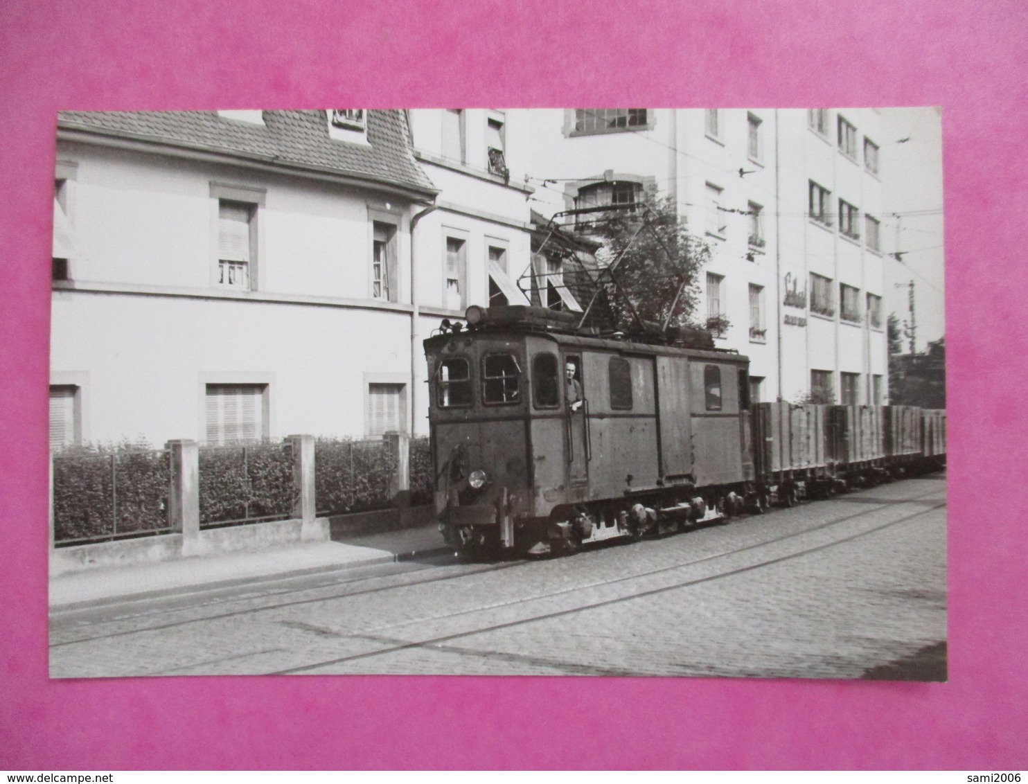 PHOTO TRAIN 67 STRASBOURG TRACTEUR FOURGON1926 RUES DE LA MEINAU PHOTO M.GEIGER - Trains