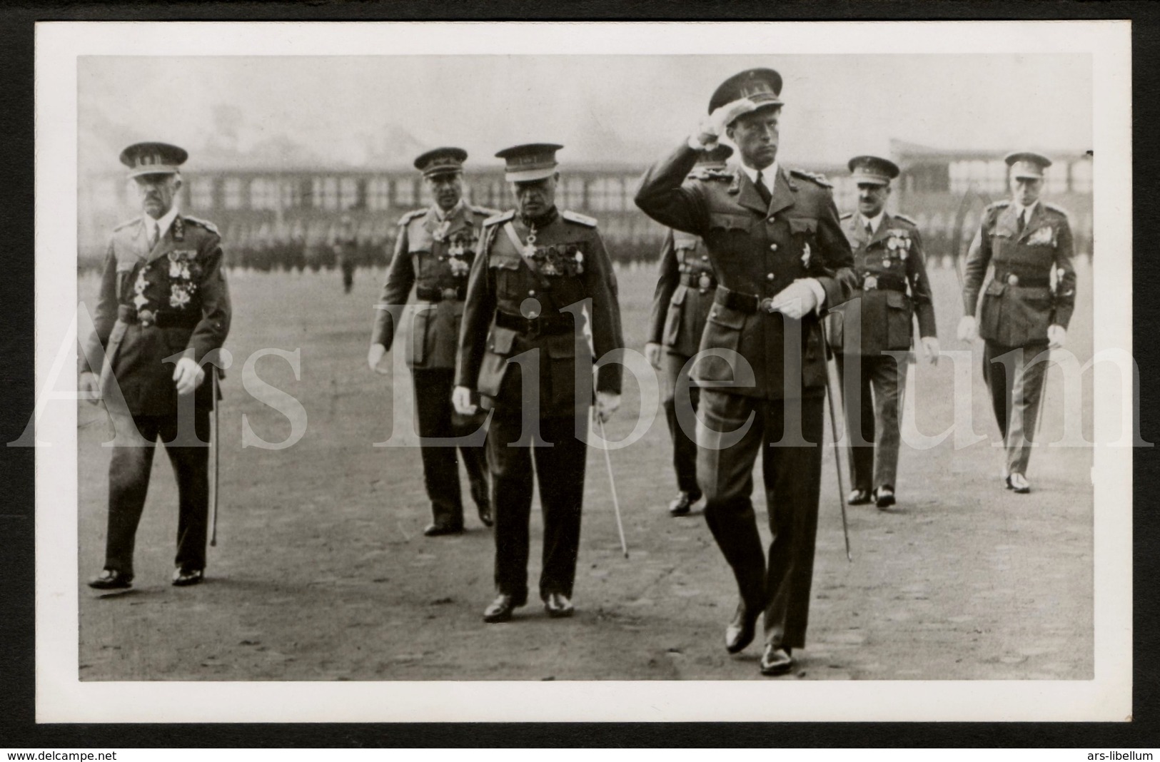 Postcard / ROYALTY / Belgique / België / Koning Leopold III / Roi Leopold III / Caserne Ste Anne / Laeken / D.T.C.A. - Barracks