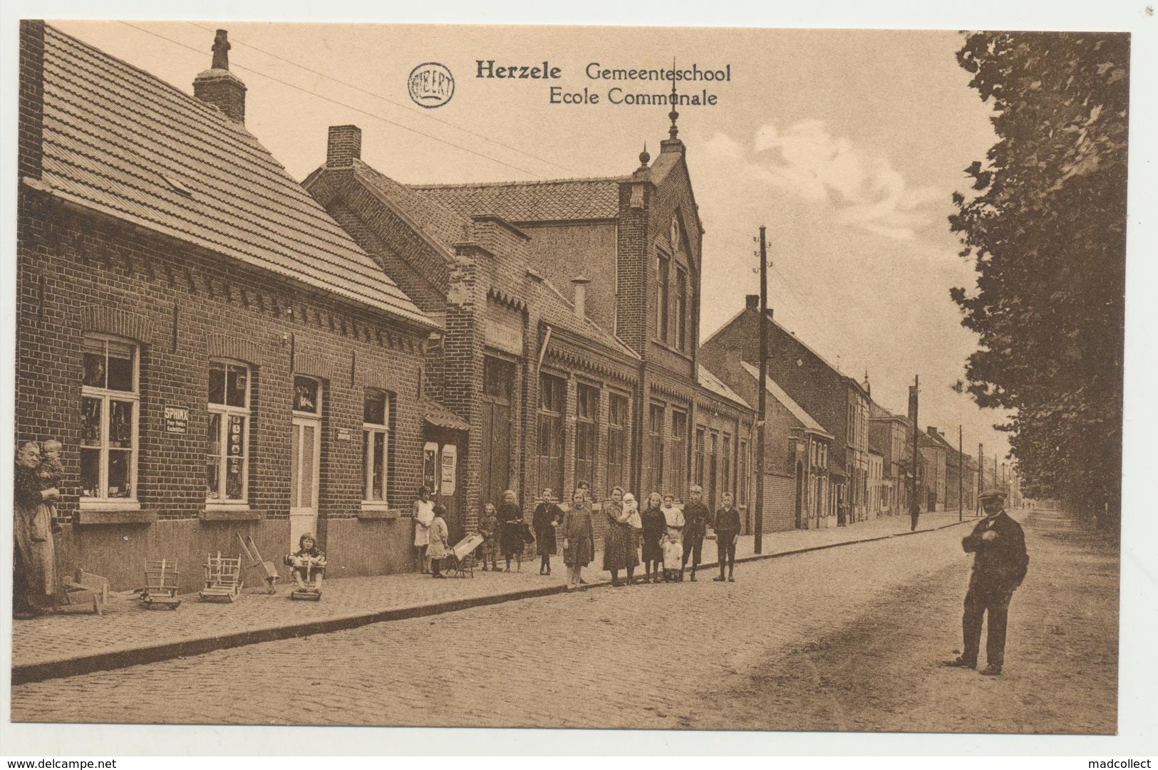 Herzele. Gemeenteschool - Ecole Communale. Postkaart Onverstuurd. - Herzele