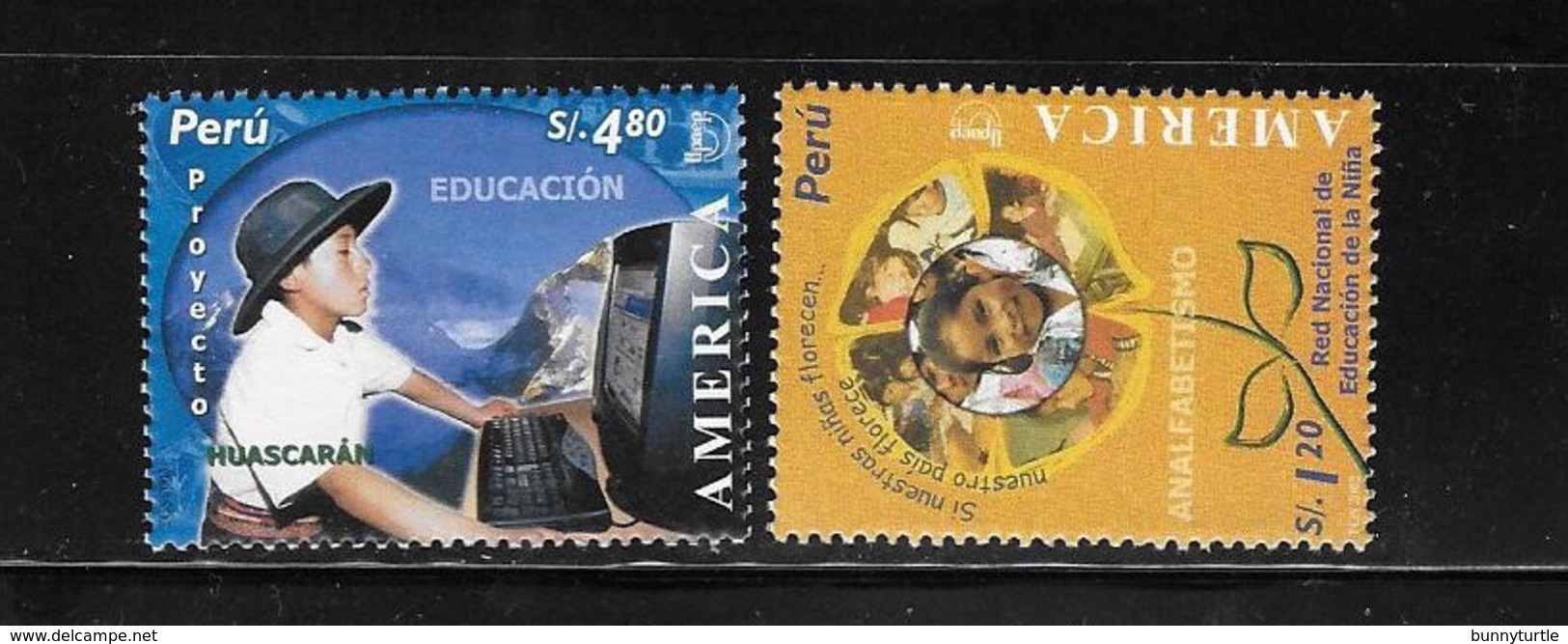 Peru 2004 America Issue Youth Education & Literacy Upaep MNH - Peru