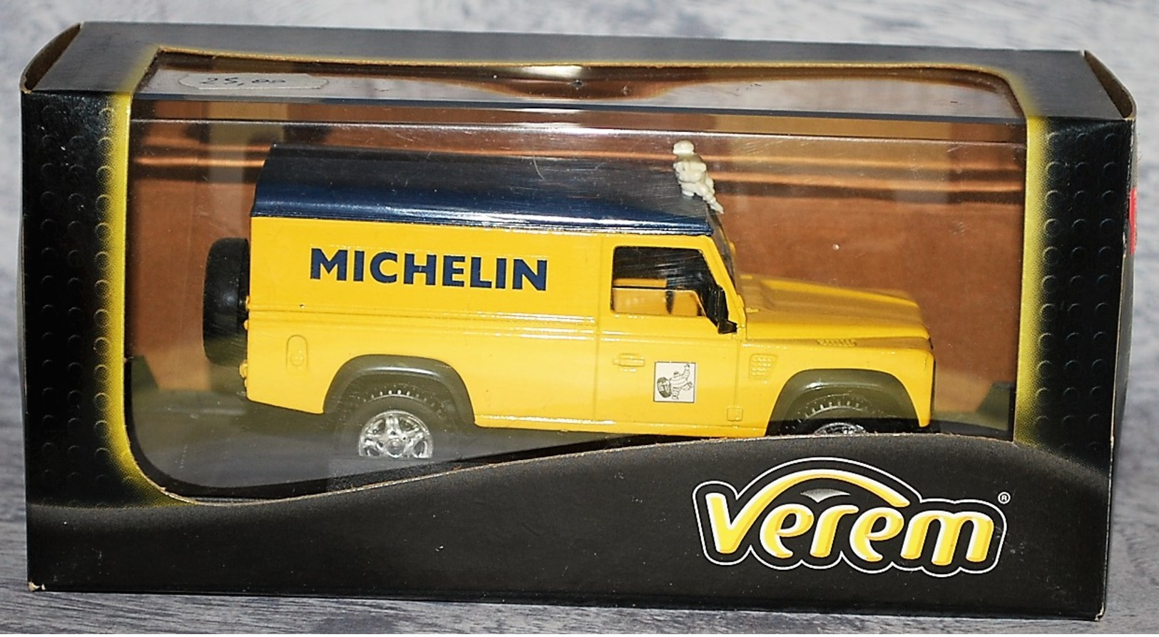 LAND ROVER 110 "Michelin" - Verem