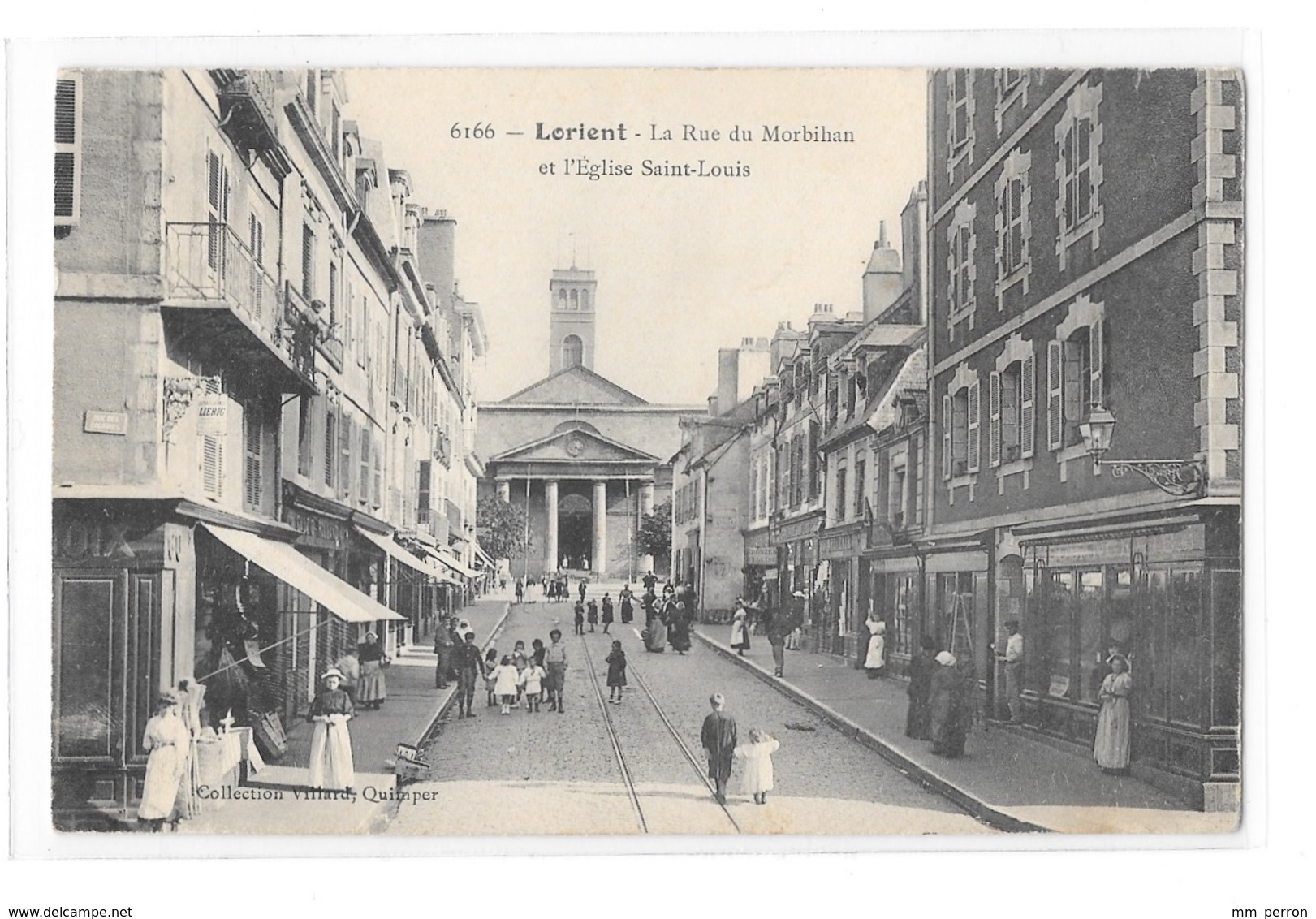 (20934-56) Lorient - La Rue Du Morbihan Et L'Eglise Saint Louis - Lorient
