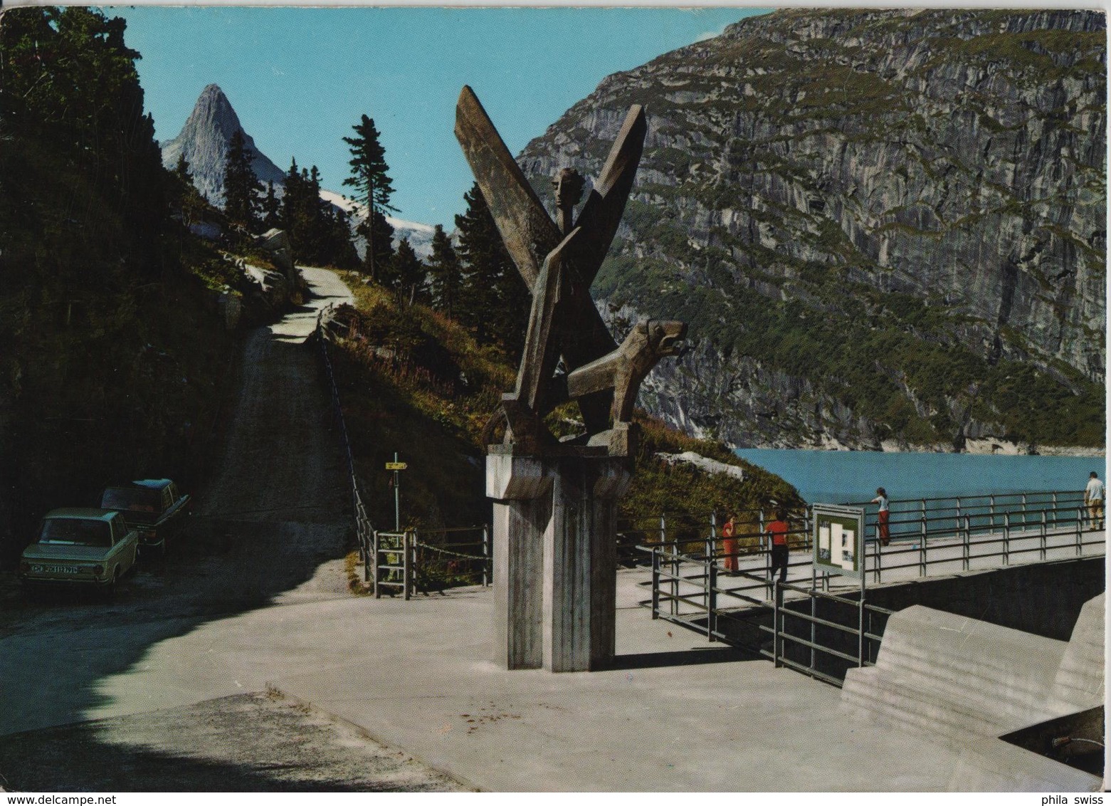 Vals-Zervreila, Sculptur Auf Der Staumauer Mit Stausee Und Dem Zervreilahorn (Bildhauer R. Ratnowsky) - Vals