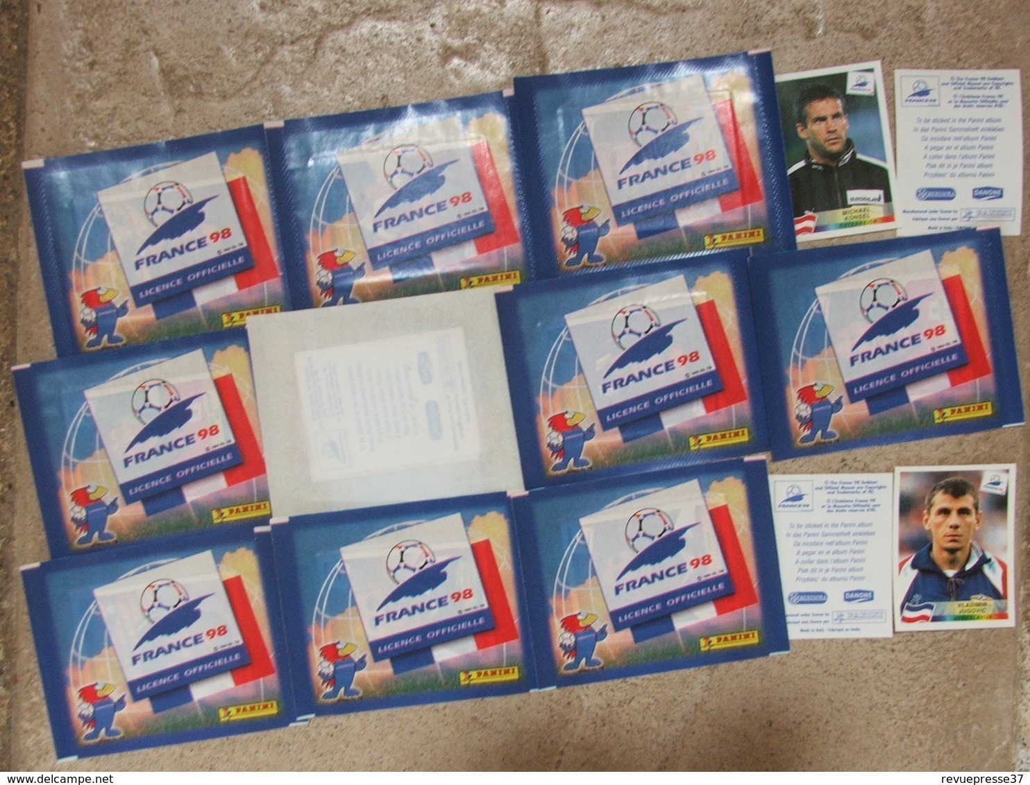 PANINI FOOT - Lot De 10 Pochettes De Vignettes WORLD CUP France 98 - Danone - Sonstige & Ohne Zuordnung