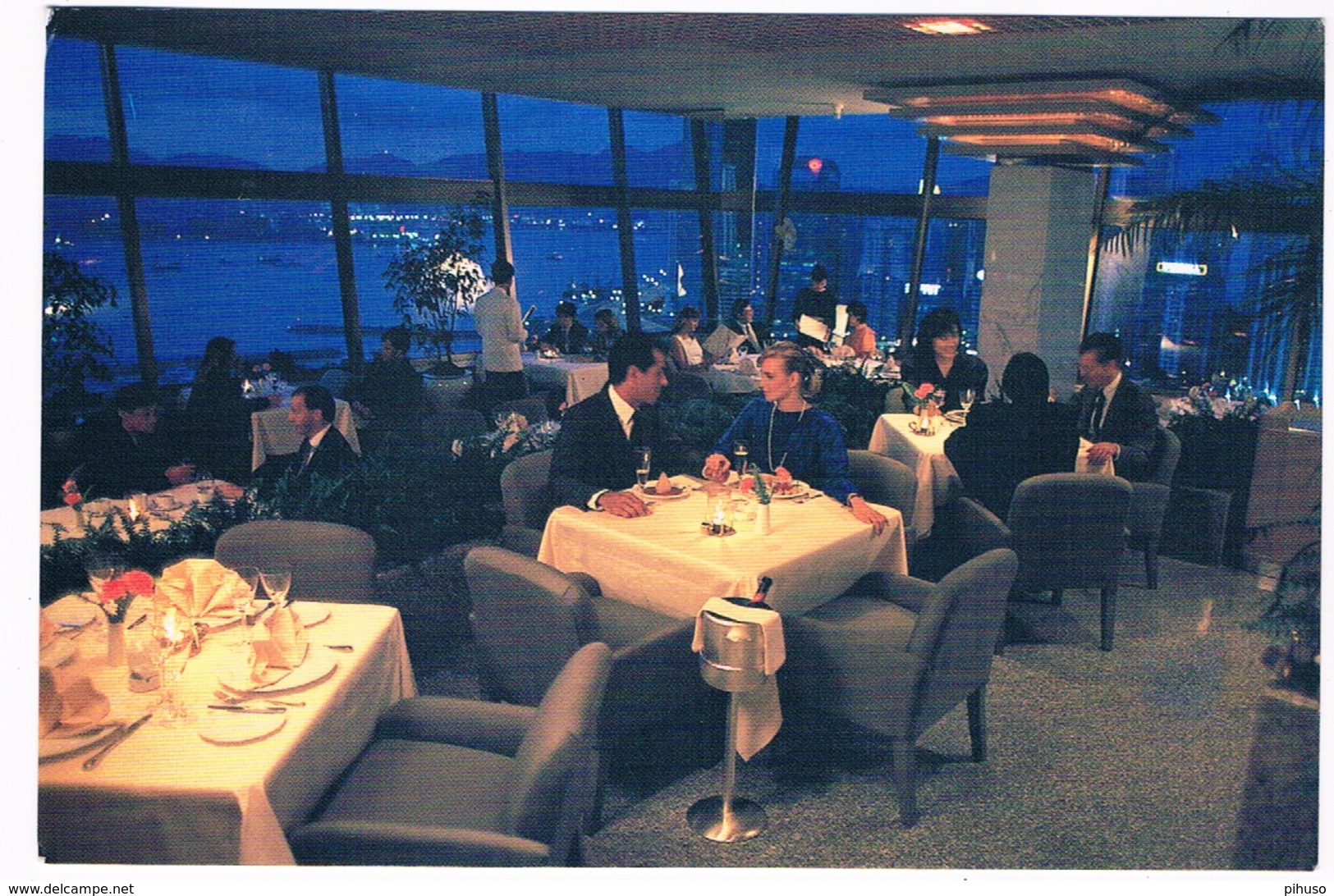 ASIA-1399  HONG KONG : The Park Hotel , Parc 27 Restaurant Overlooking The Hong Kong Harbour - China (Hong Kong)