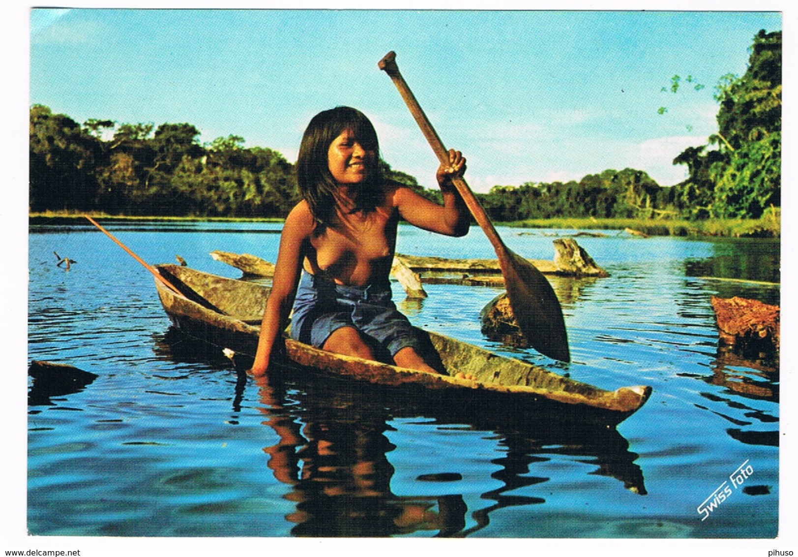 PERU-29   PERU : JIBARO Girl In A Canoe ( Demi-nude) - Peru