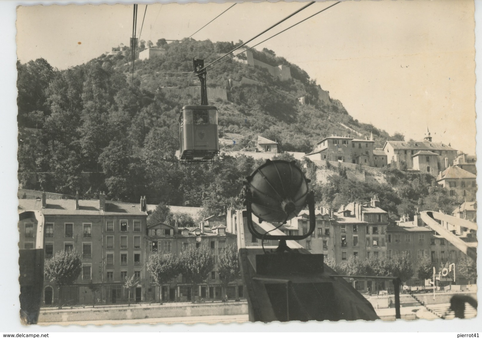 GRENOBLE - Gare Et Départ Du Téléférique (1960) - Grenoble