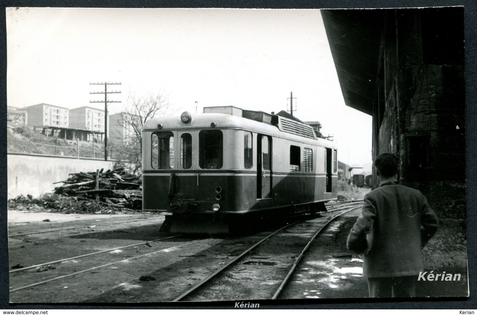 Cliché PEREVE Format CPA - Espagne _ Santander Avril 1961 - Fourgon Automoteur Ex C.P. - Voir 2 Scans - Eisenbahnen