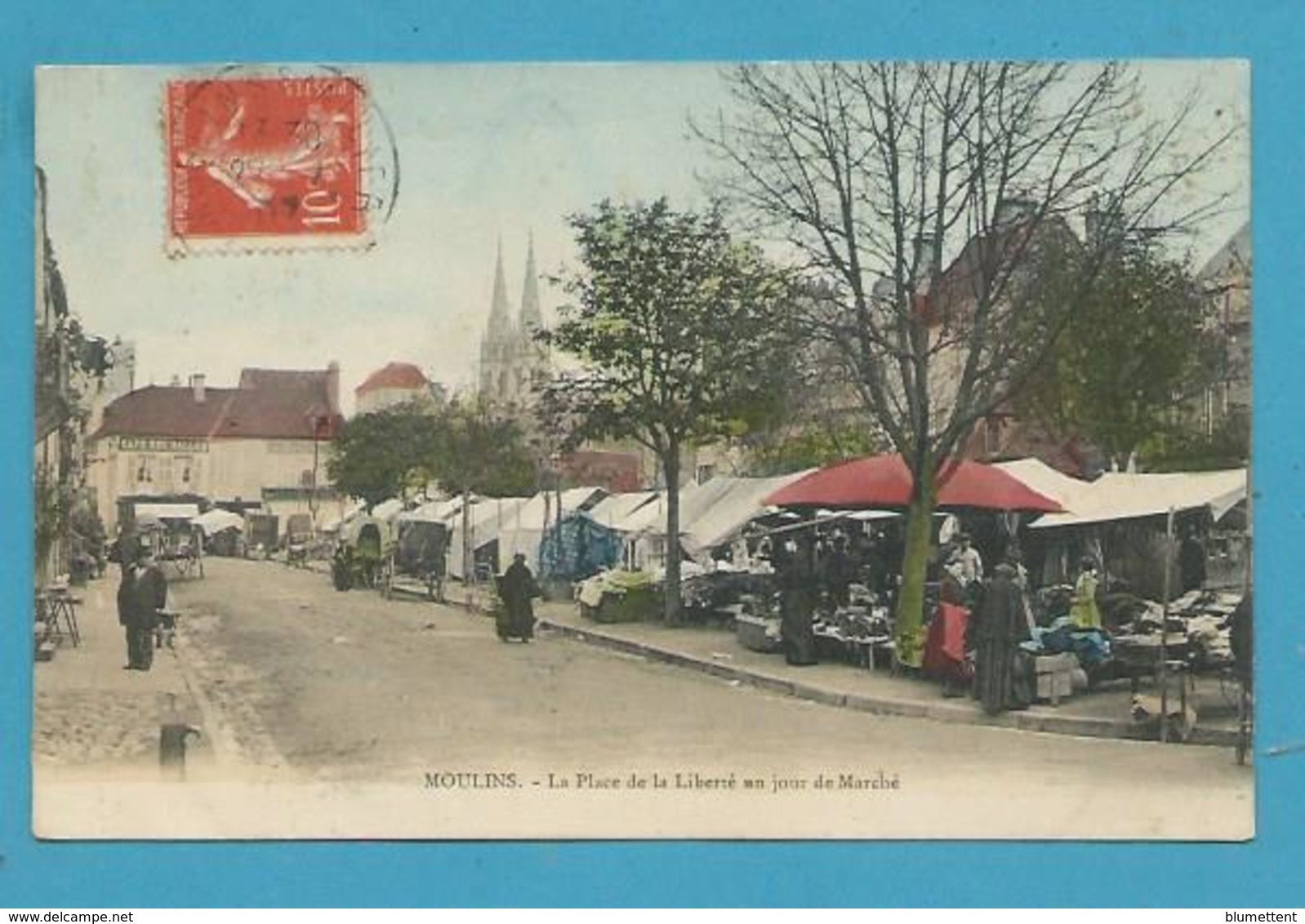 CPA Métier Marchands Ambulants Place De La Liberté Jour De Marché MOULINS 03 - Moulins