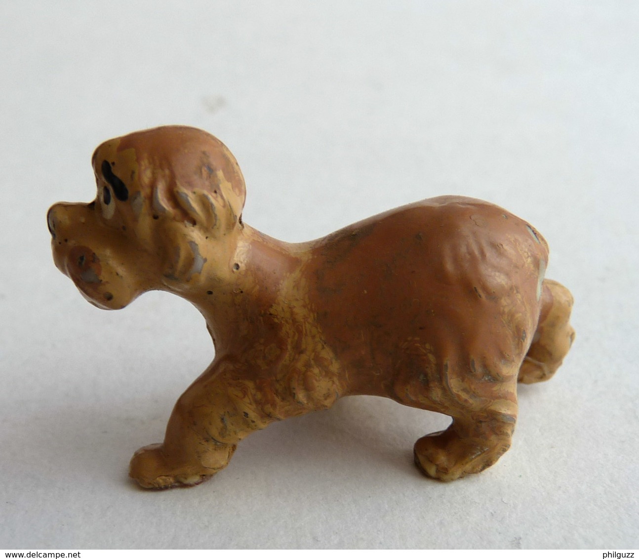 FIGURINE MARQUE INCONNUE CHIEN Rigolo DISNEY ? - Cani